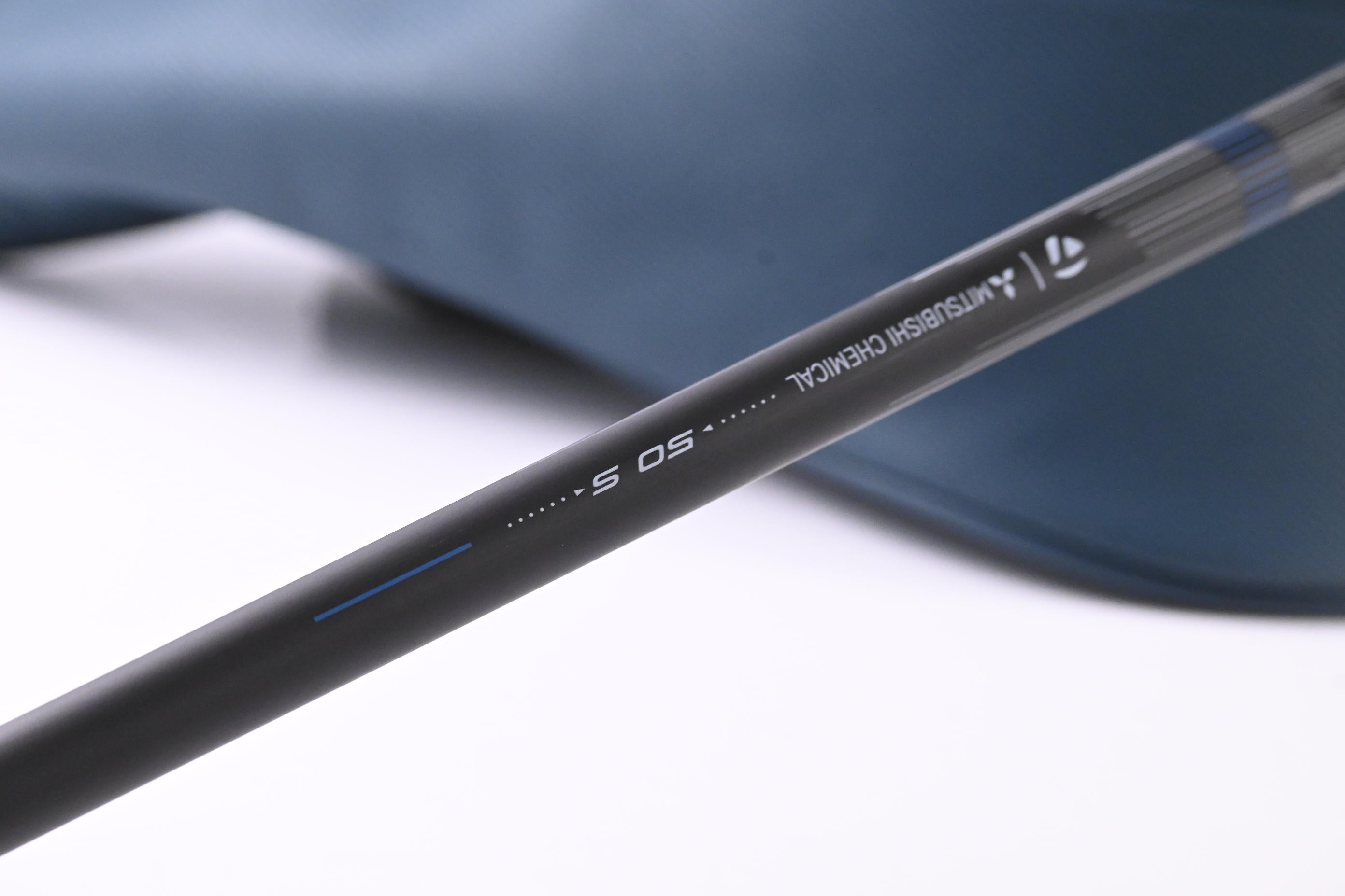 Taylormade Qi4D Driver / 10.5 Degree / Stiff Flex Reax Blue 50 Shaft