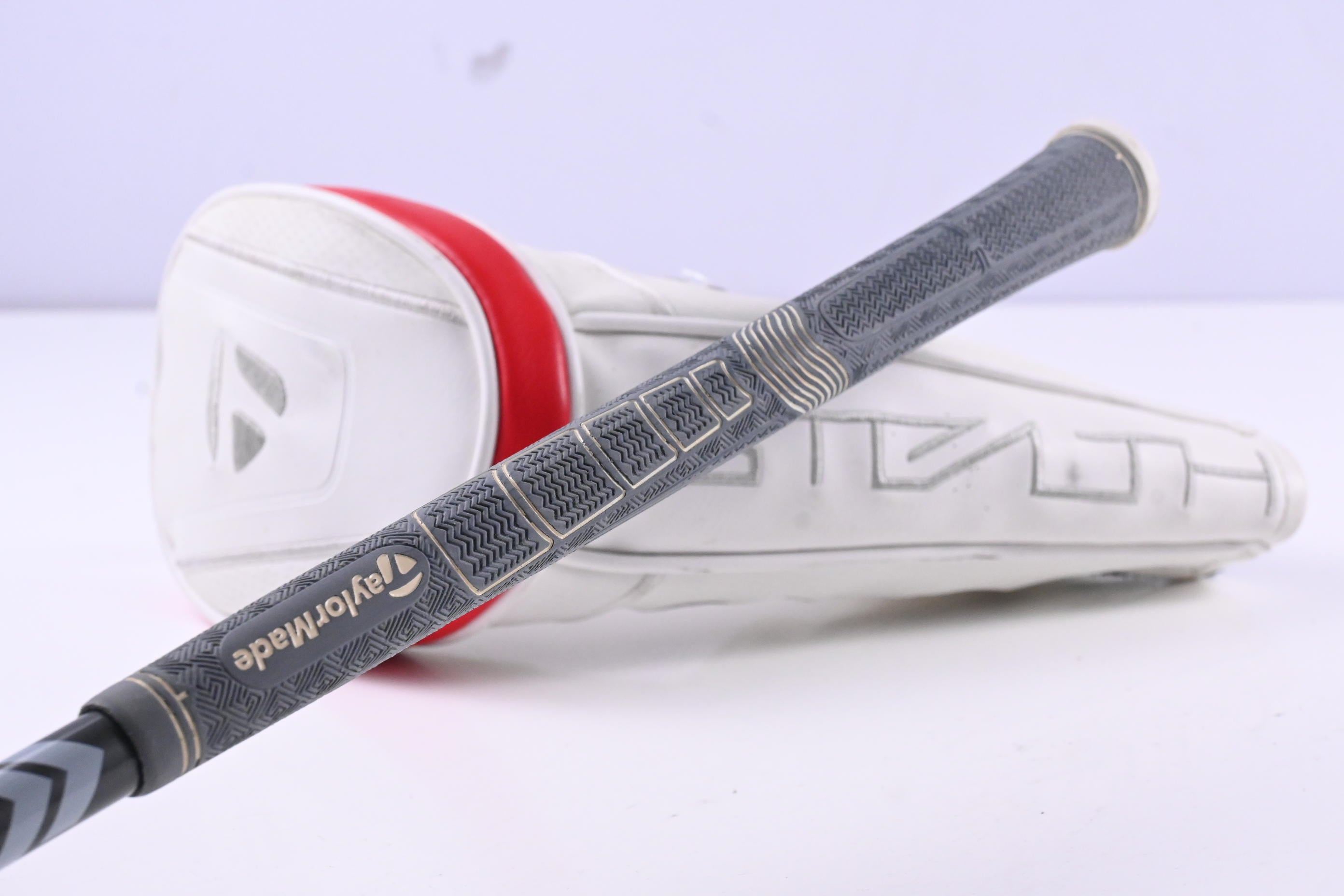 Ladies Taylormade Stealth #5 Wood / 18 Degree / Ladies Flex Aldila Ascent 45
