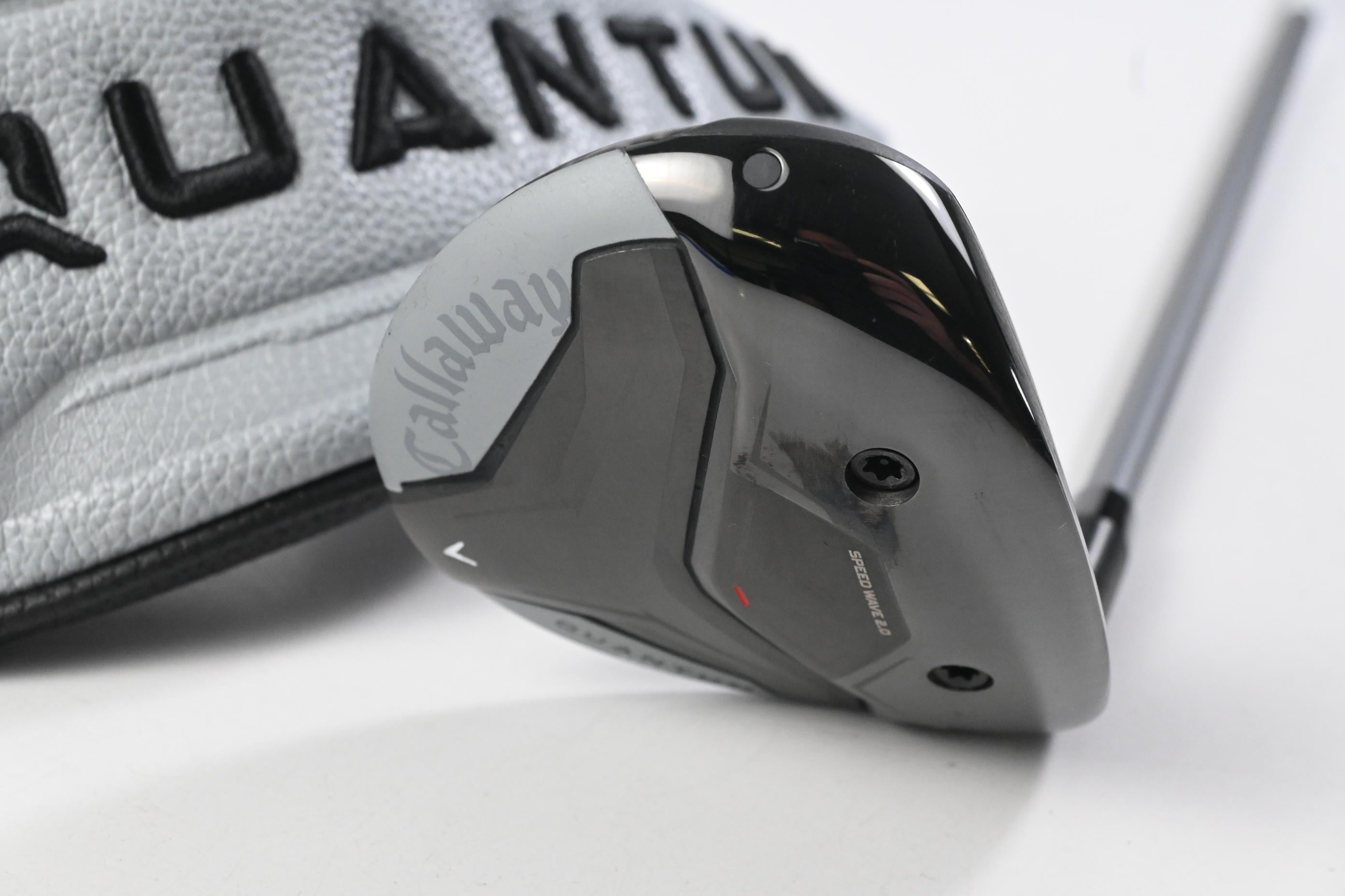 Callaway Quantum Max #7 Wood / 21 Degree / Regular Flex Denali Frost Silver 60