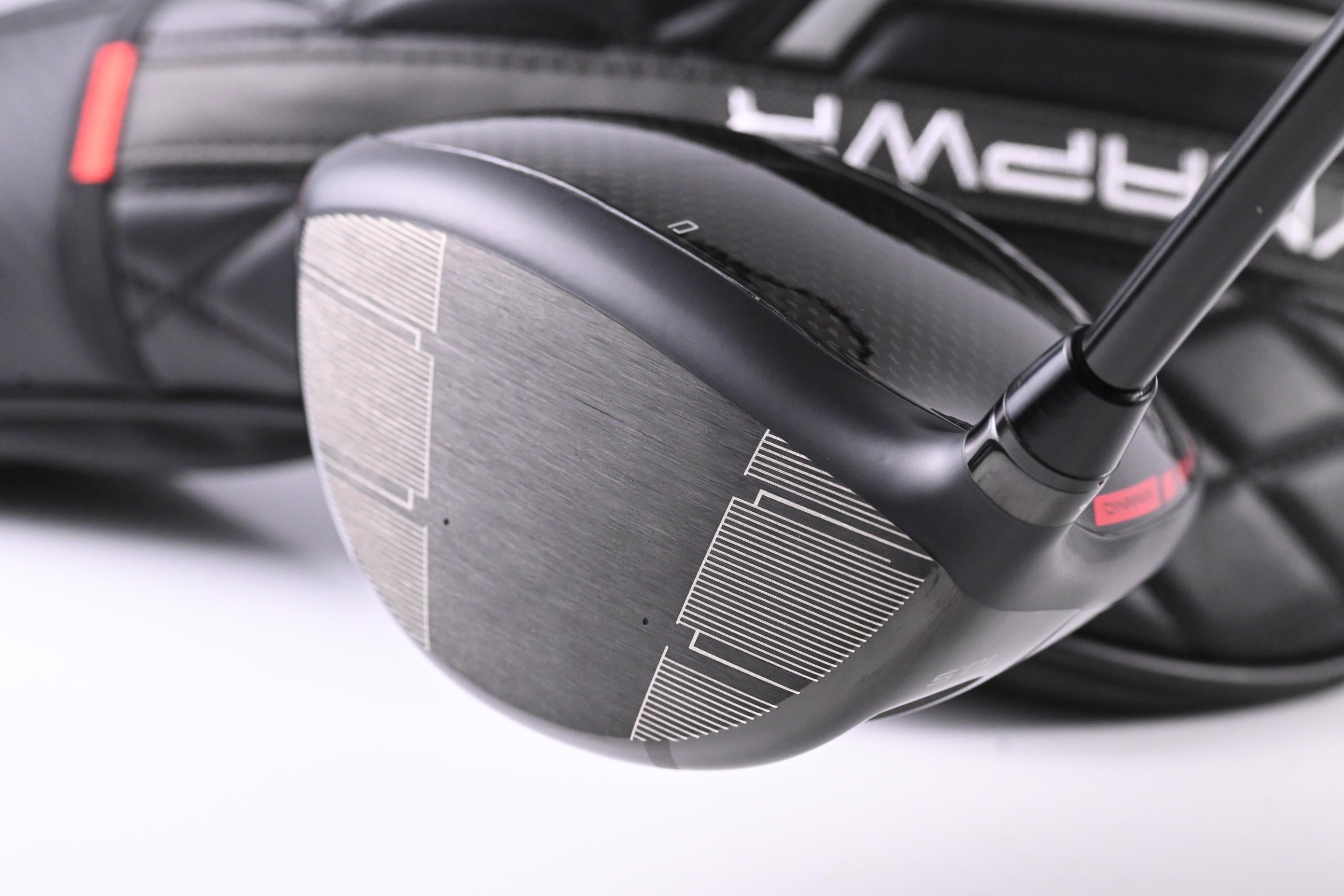 Wilson DYNAPWR 2025 Carbon Driver / 10.5 Degree / Stiff Flex Kai'li White 60 Shaft