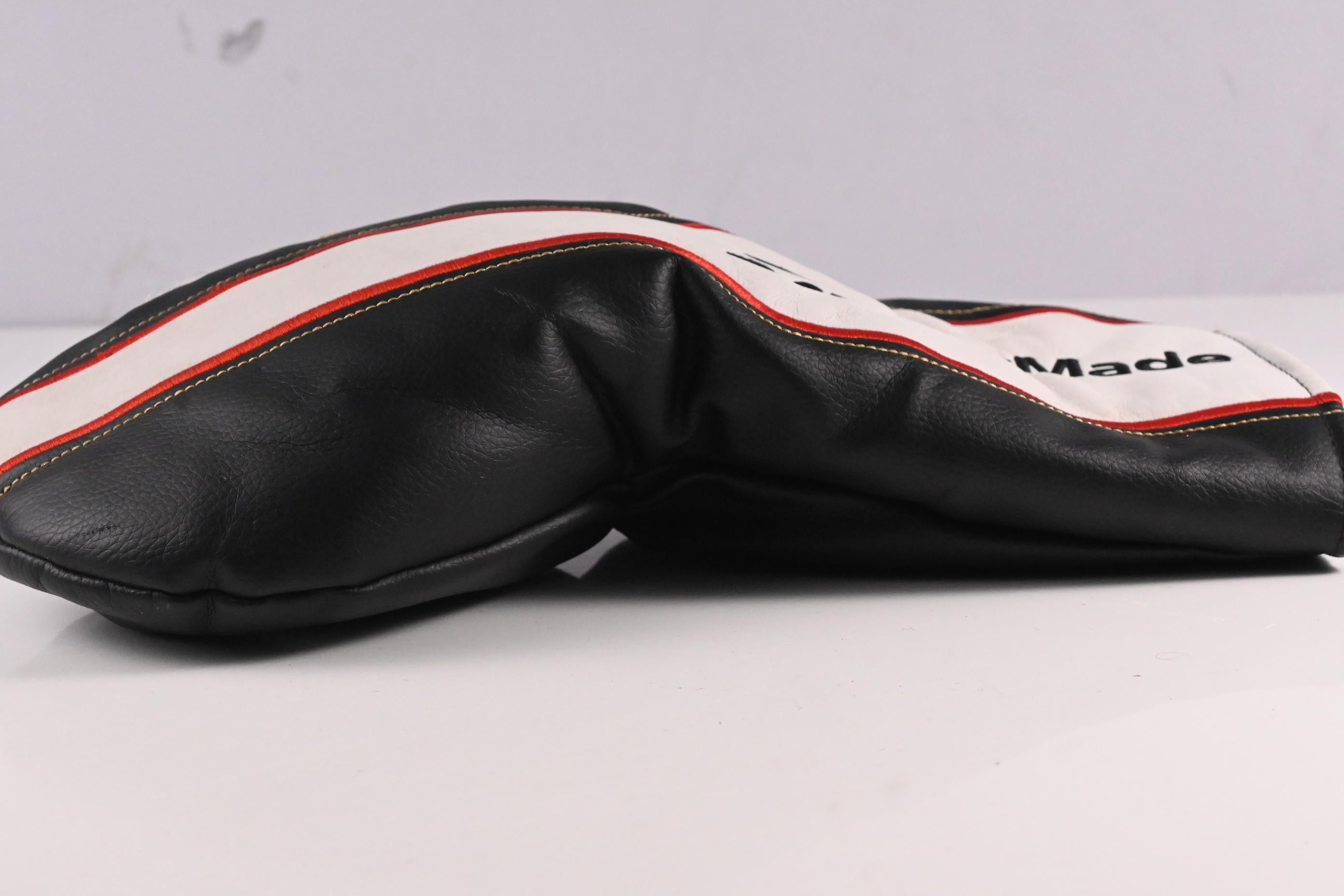 Taylormade M2 2016 Driver / 10.5 Degree / X-Flex Aldila Rogue White 70 Shaft