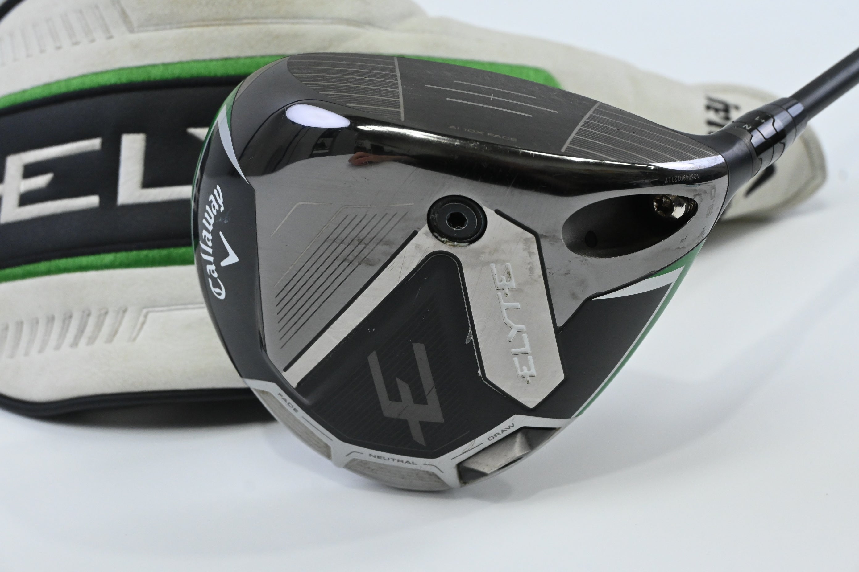 Callaway Elyte Driver / 9 Degree / Regular Flex Vanquish 4 Shaft