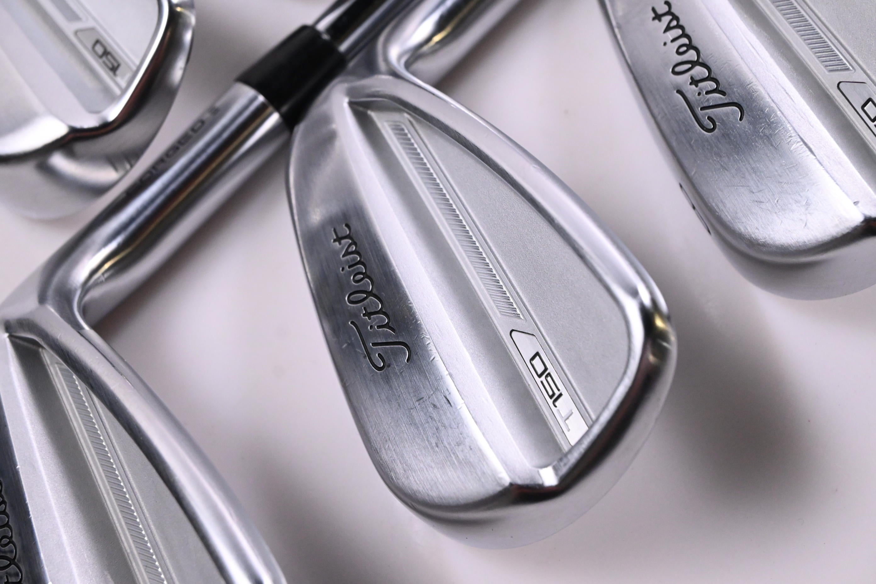 Titleist T150 2023 Irons / 7-PW+48° / Regular Flex AMT Red R300 Shafts