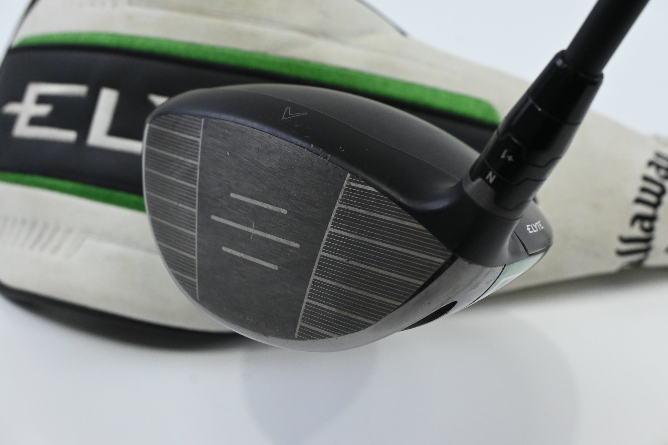 Callaway Elyte Driver / 9 Degree / Regular Flex Vanquish 4 Shaft