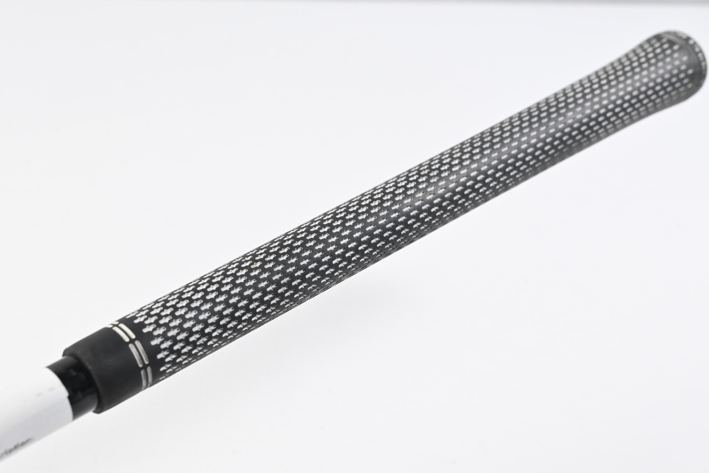 Titleist 818 H2 #3 Hybrid / 21 Degree / Regular Flex Tensei CK Red 60 Shaft