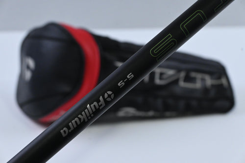 Taylormade Stealth Driver / 10.5 Degree / Stiff Flex Fujikura Ventus Blue 5