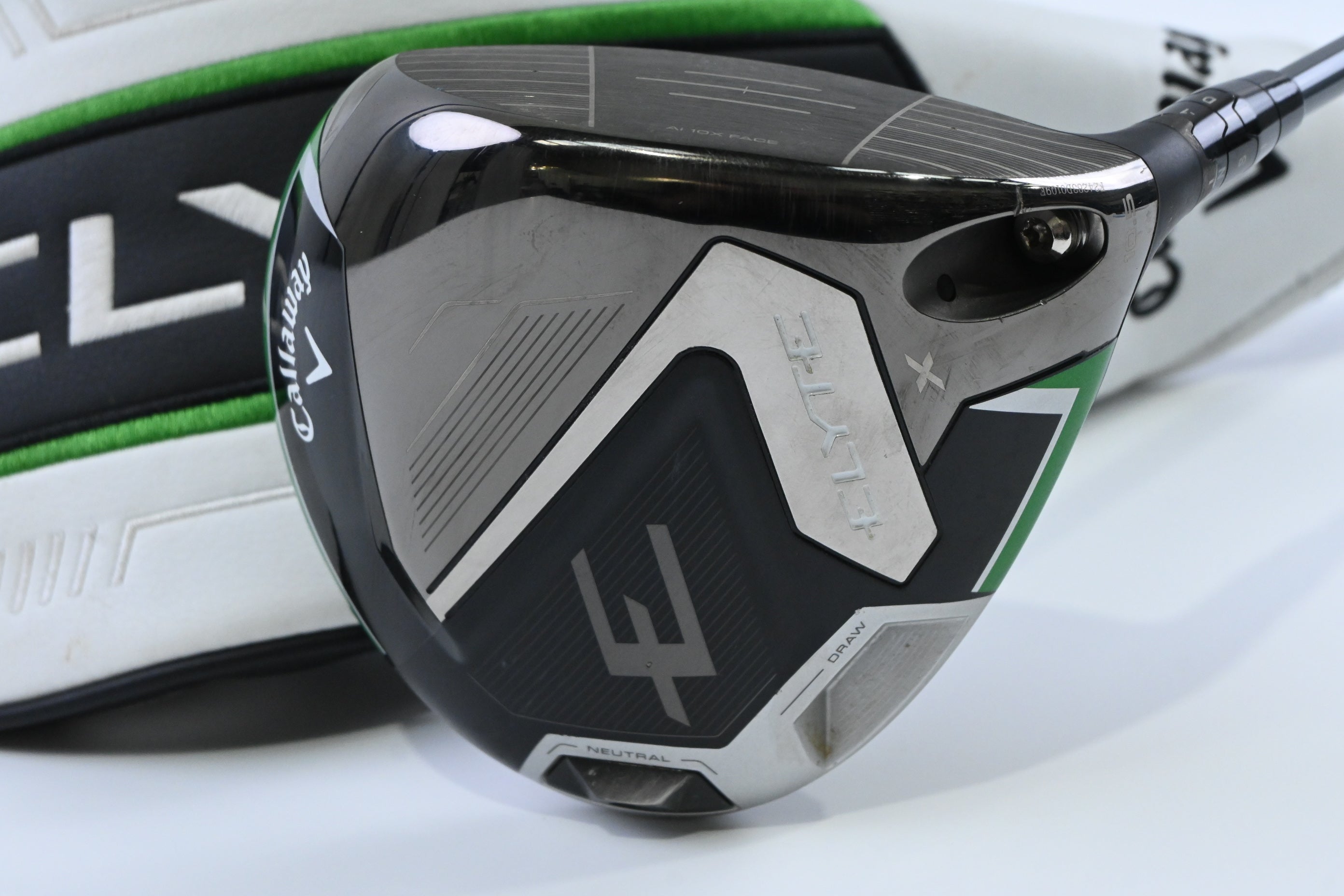 Callaway Elyte X Driver / 10.5 Degree / Regular Flex Denali Charcoal 50 Shaft
