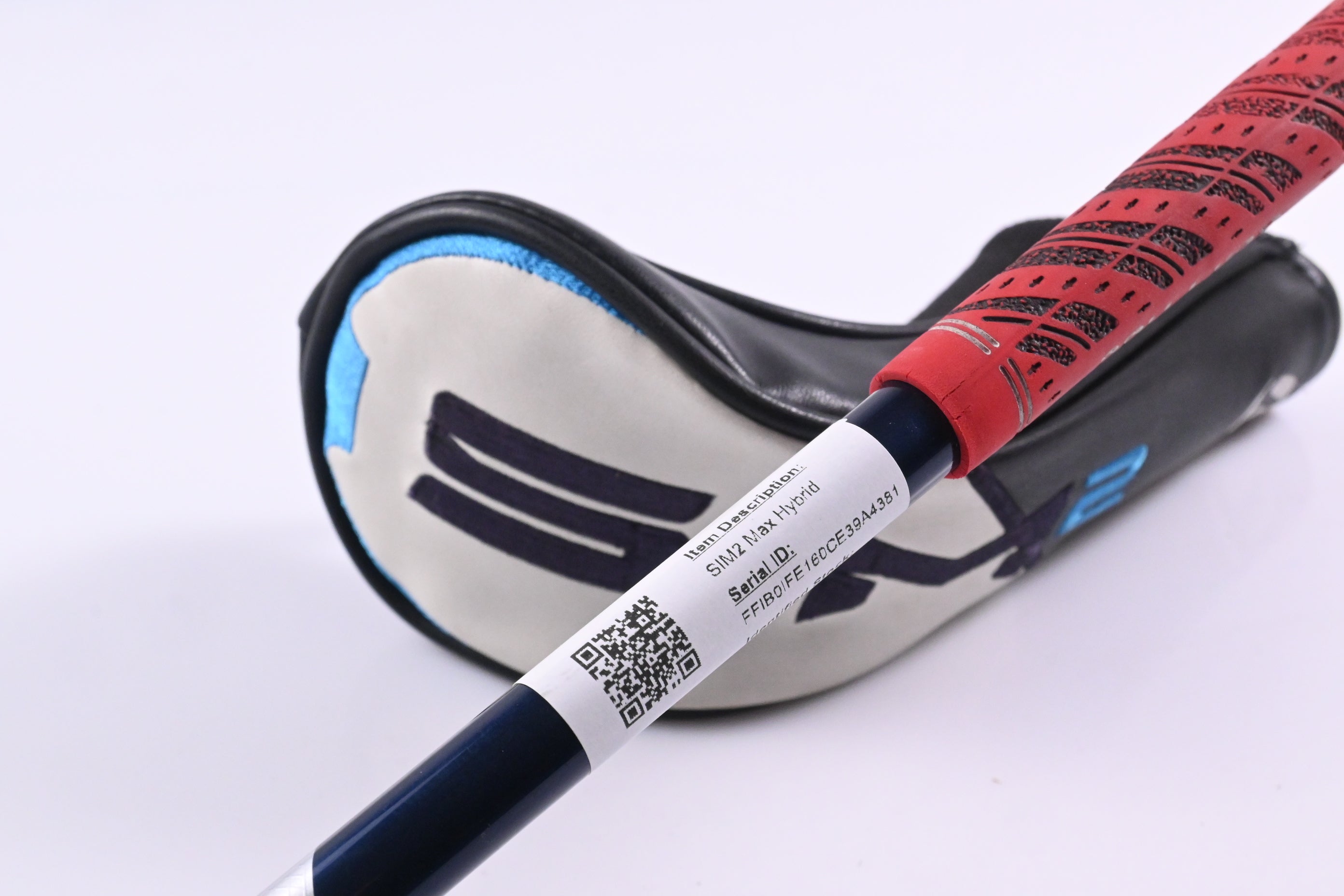 Taylormade SIM2 Max #4 Hybrid / 22 Degree / Regular Flex Fujikura Ventus Blue 6