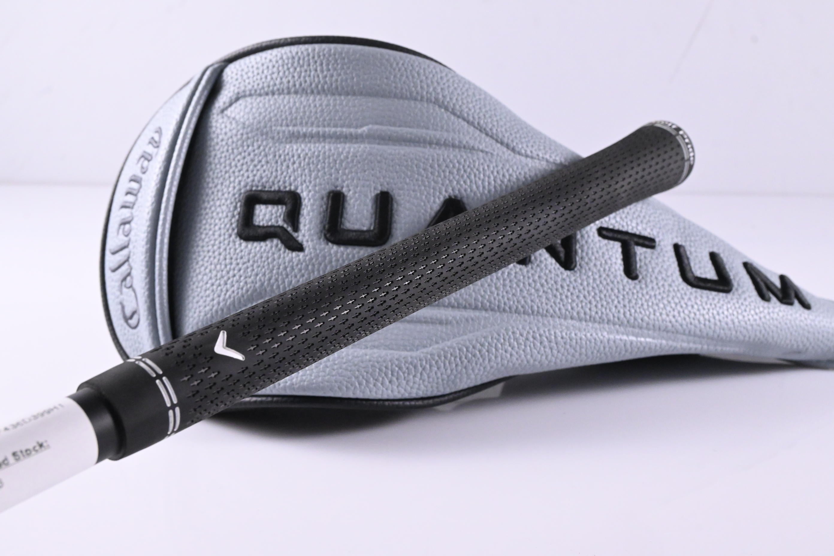 Callaway Quantum Max Driver / 10.5 Degree / Regular Flex Vanquish 4 Shaft
