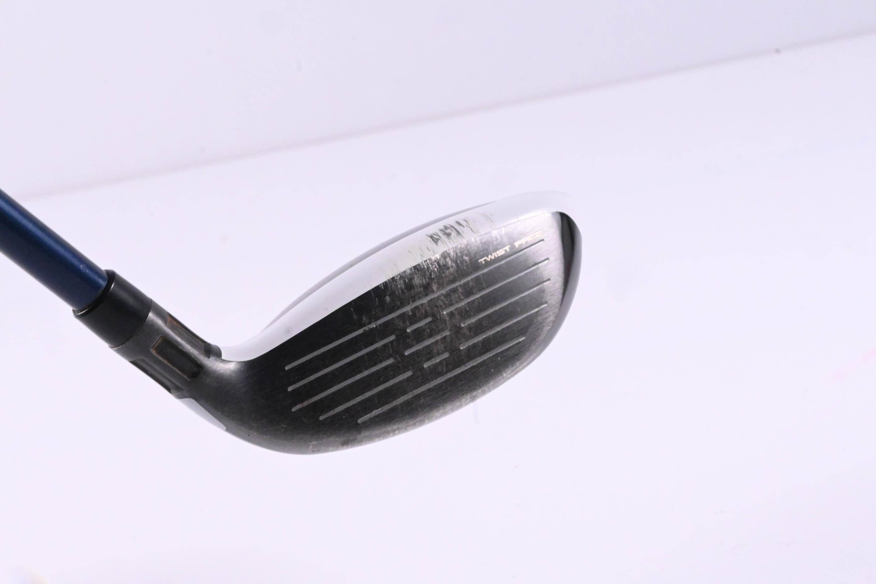 Left Hand Taylormade SIM Max #3 Hybrid / 19 Degree / Stiff Flex Ventus Blue 7