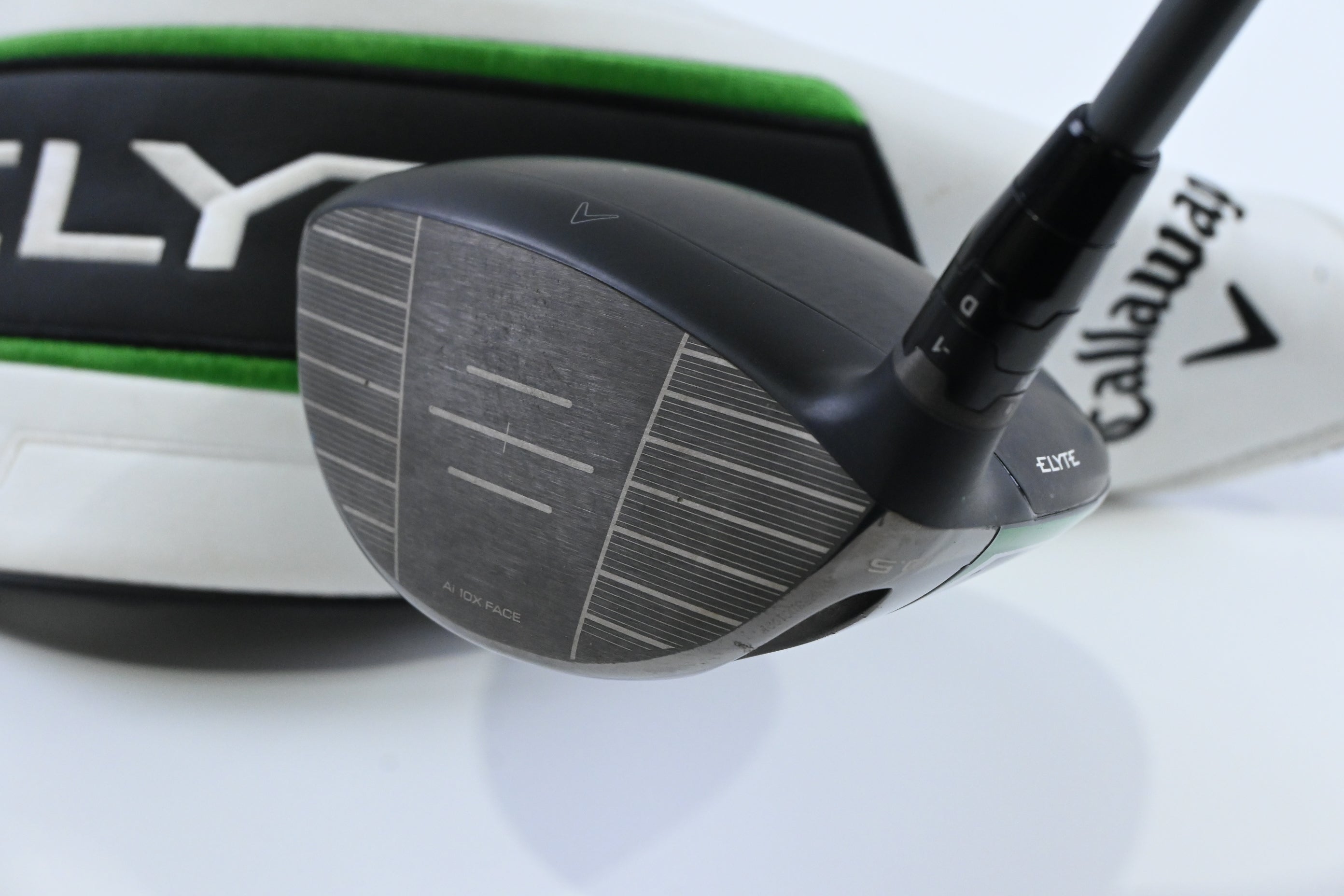 Callaway Elyte X Driver / 10.5 Degree / Regular Flex Denali Charcoal 50 Shaft