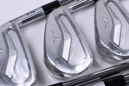 Mizuno Pro 243 Irons / 4-PW / Stiff Flex Dynamic Gold Mid 115 S300 Shaft