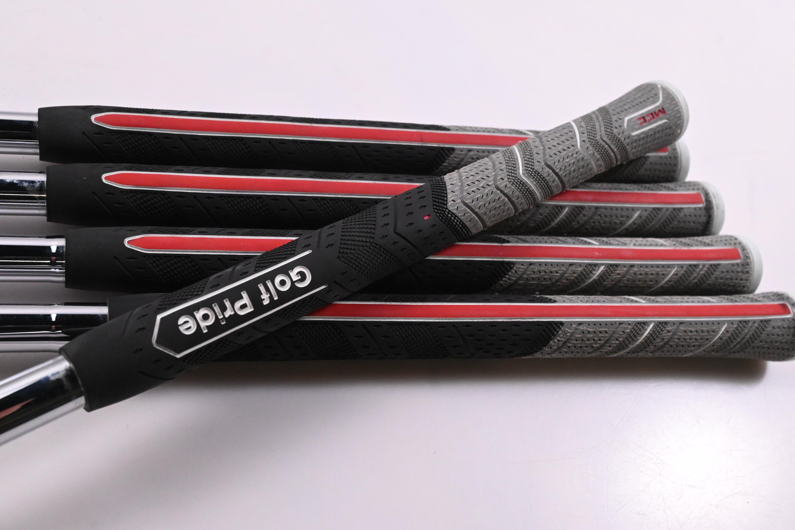 Titleist T150 2023 Irons / 7-PW+48° / Regular Flex AMT Red R300 Shafts