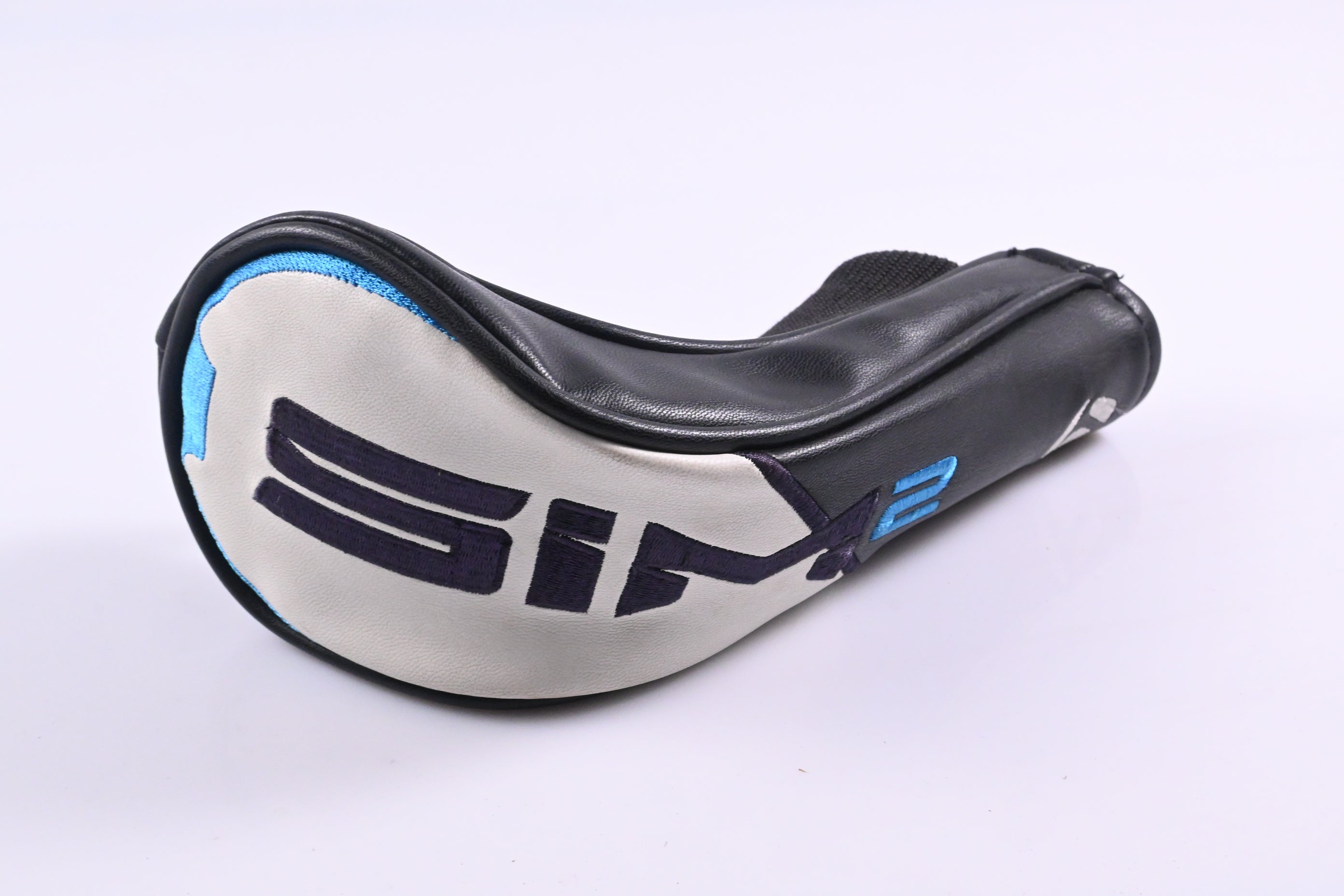 Taylormade SIM2 Max #4 Hybrid / 22 Degree / Regular Flex Fujikura Ventus Blue 6