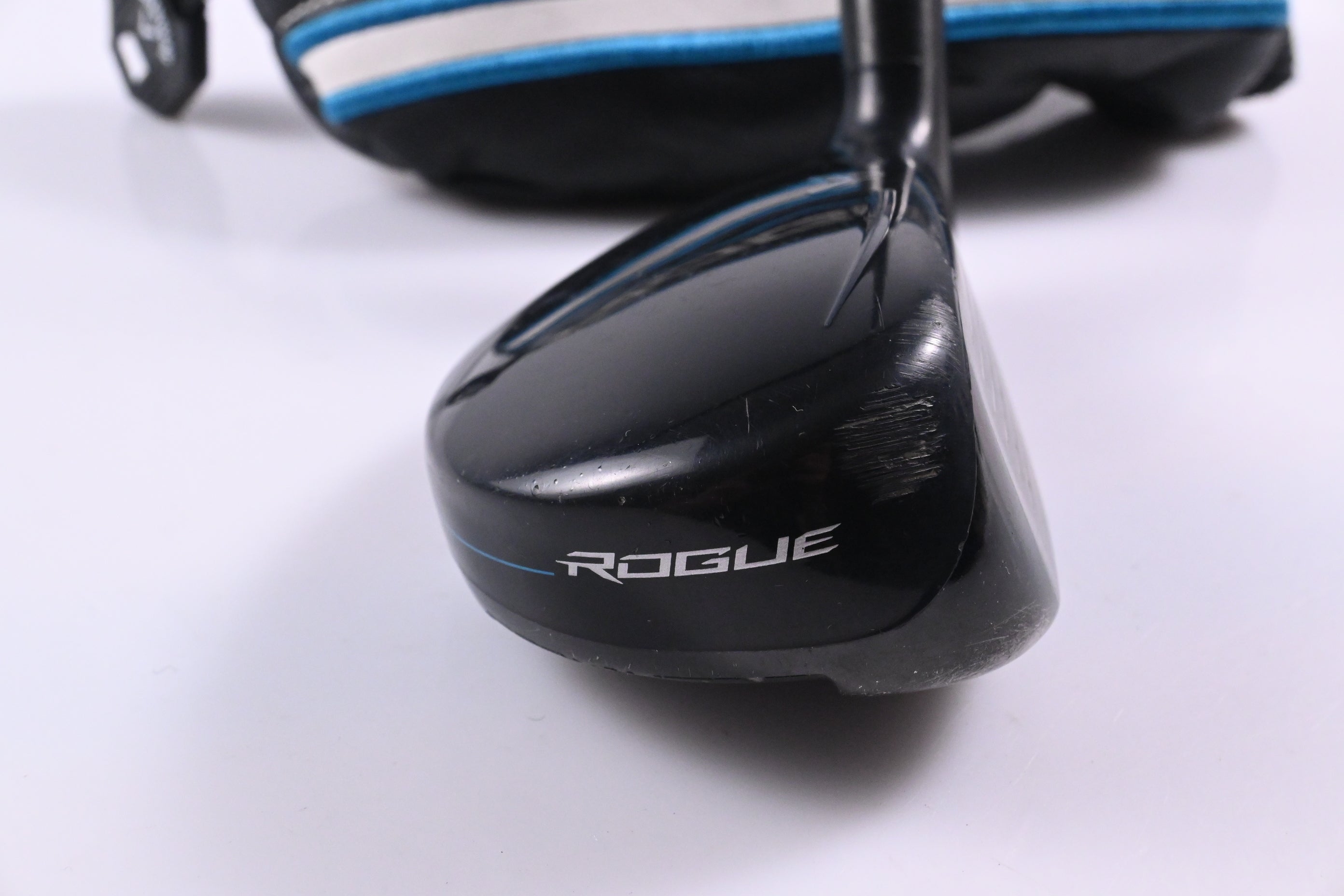 Callaway Rogue #3 Hybrid / 19 Degree / Regular Flex Aldila Synergy 60 Shaft