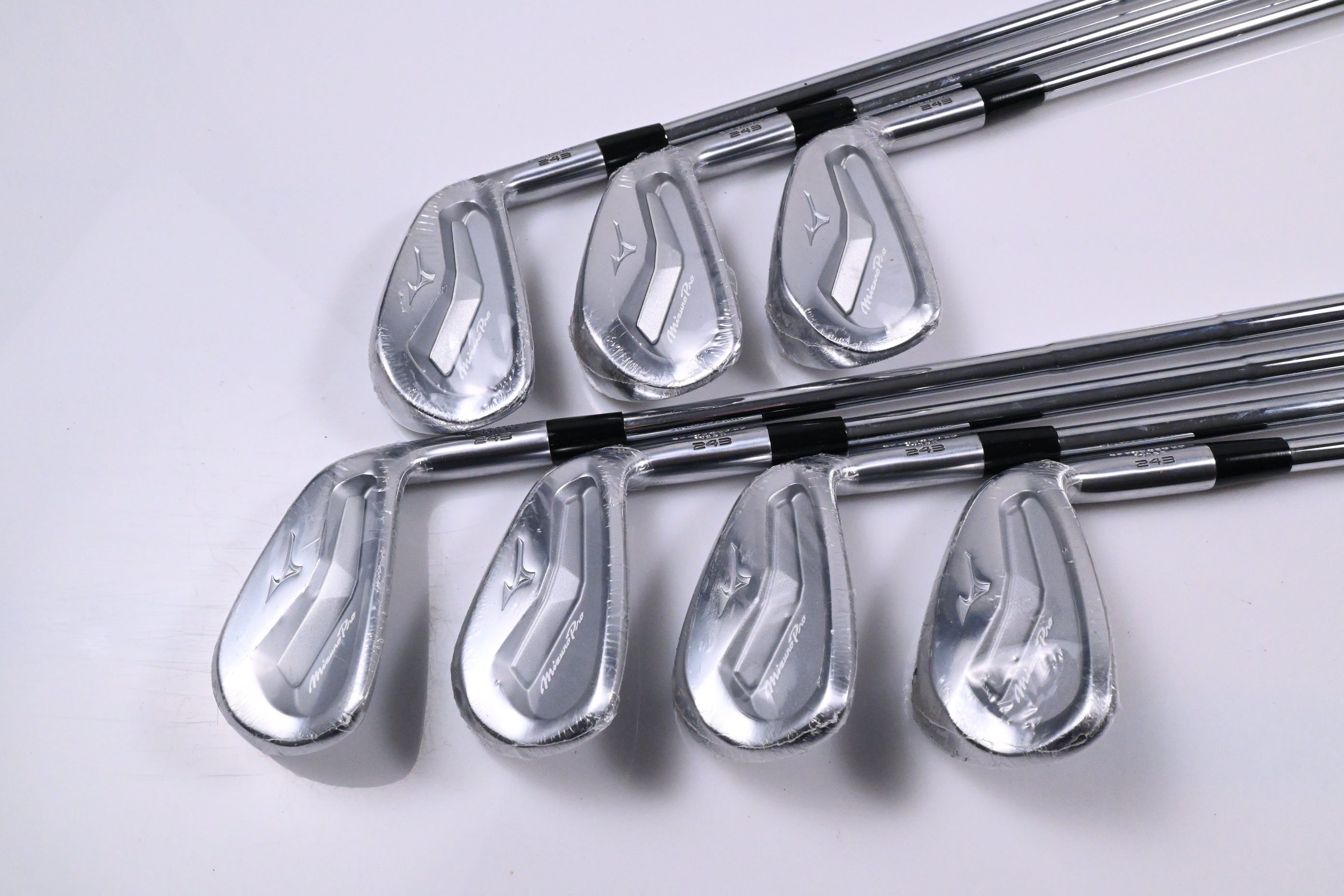 Mizuno Pro 243 Irons / 4-PW / Stiff Flex Dynamic Gold Mid 115 S300 Shaft