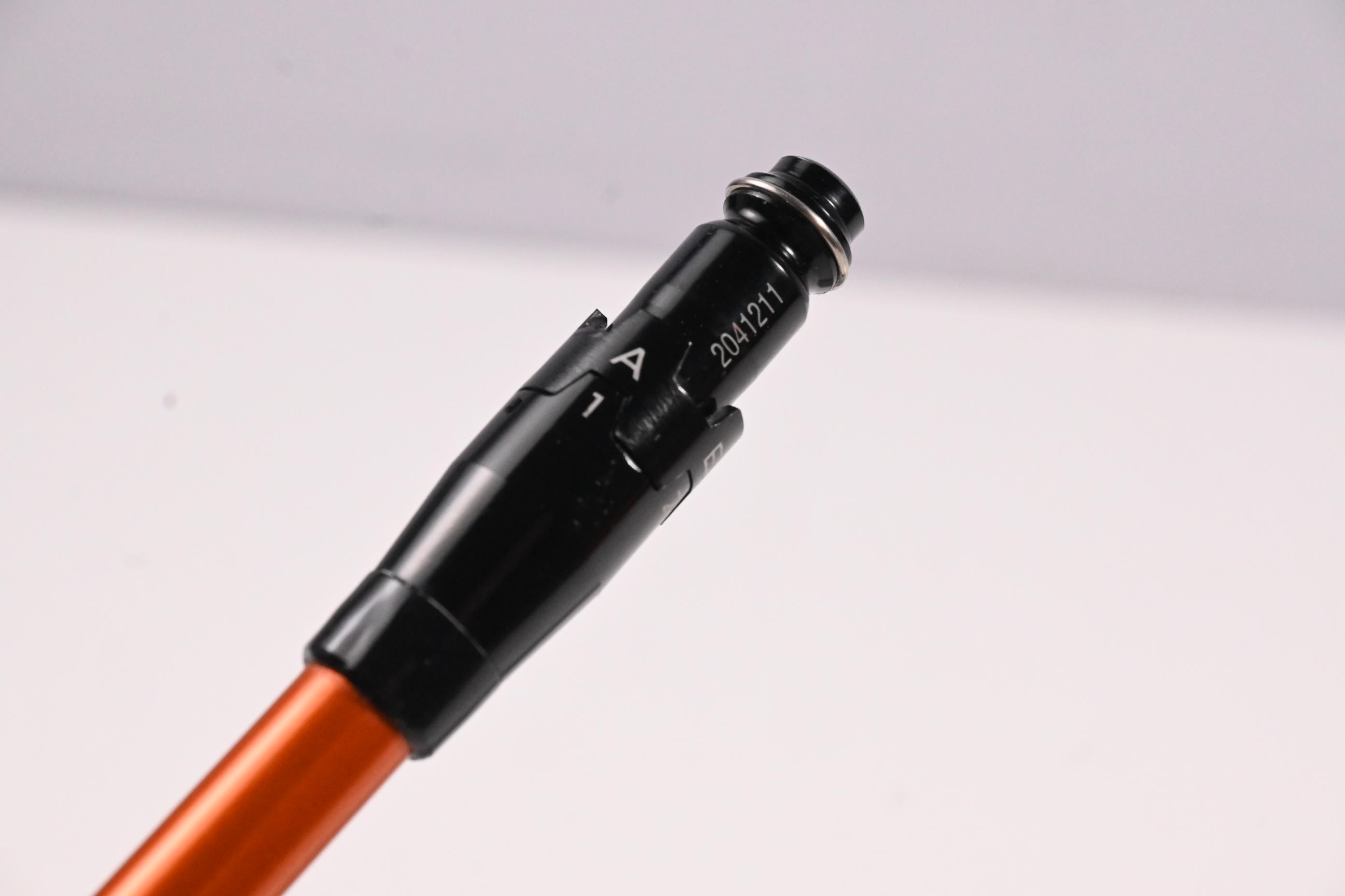 Graphite Design Tour AD DI-85 Hybrid Shaft / Regular Flex Titleist Gen2