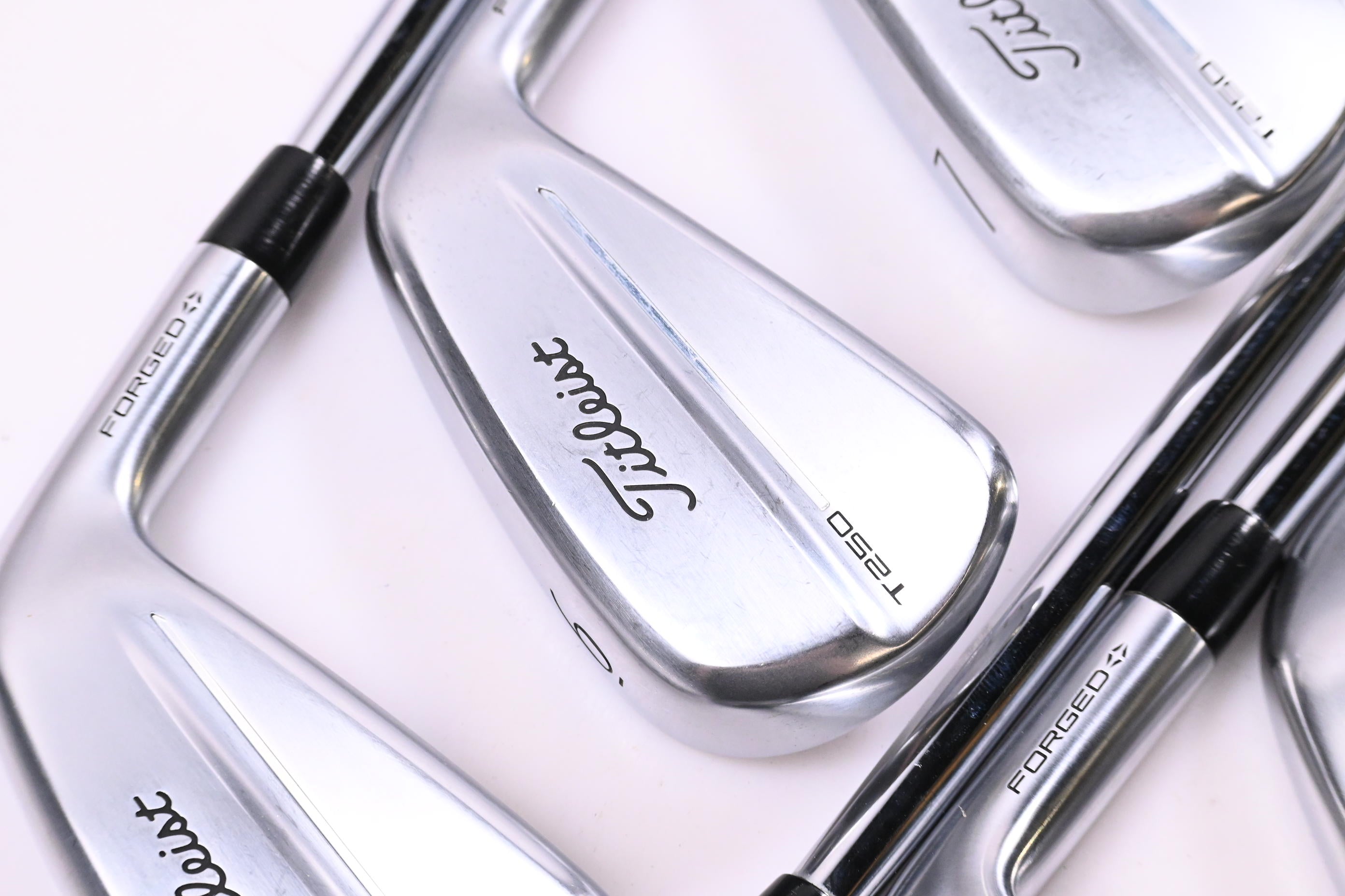 Titleist T250 2025 Irons / 5-PW+48° / Stiff Flex N.S.Pro Modus³ Tour 105 Shafts