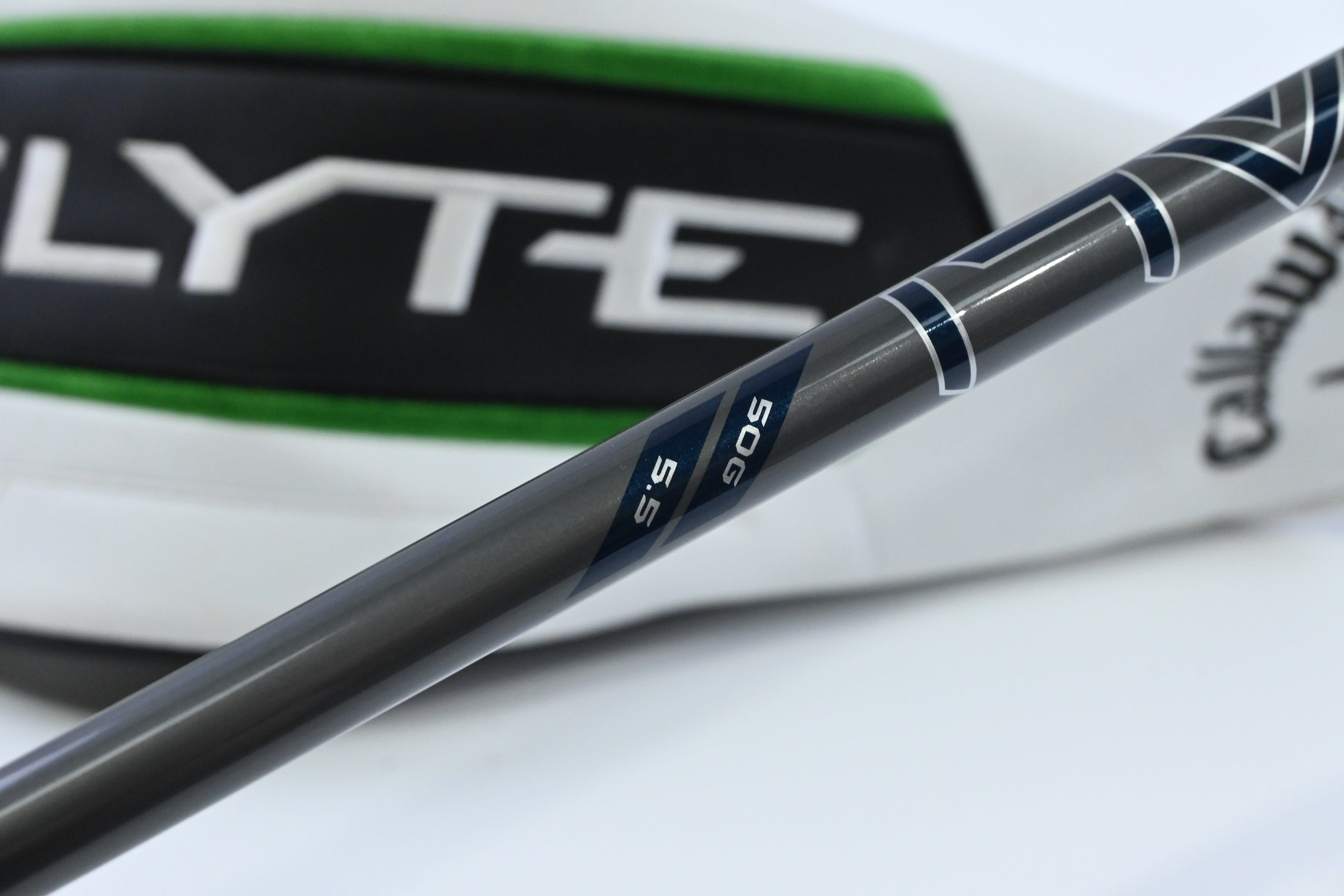 Callaway Elyte X Driver / 10.5 Degree / Regular Flex Denali Charcoal 50 Shaft