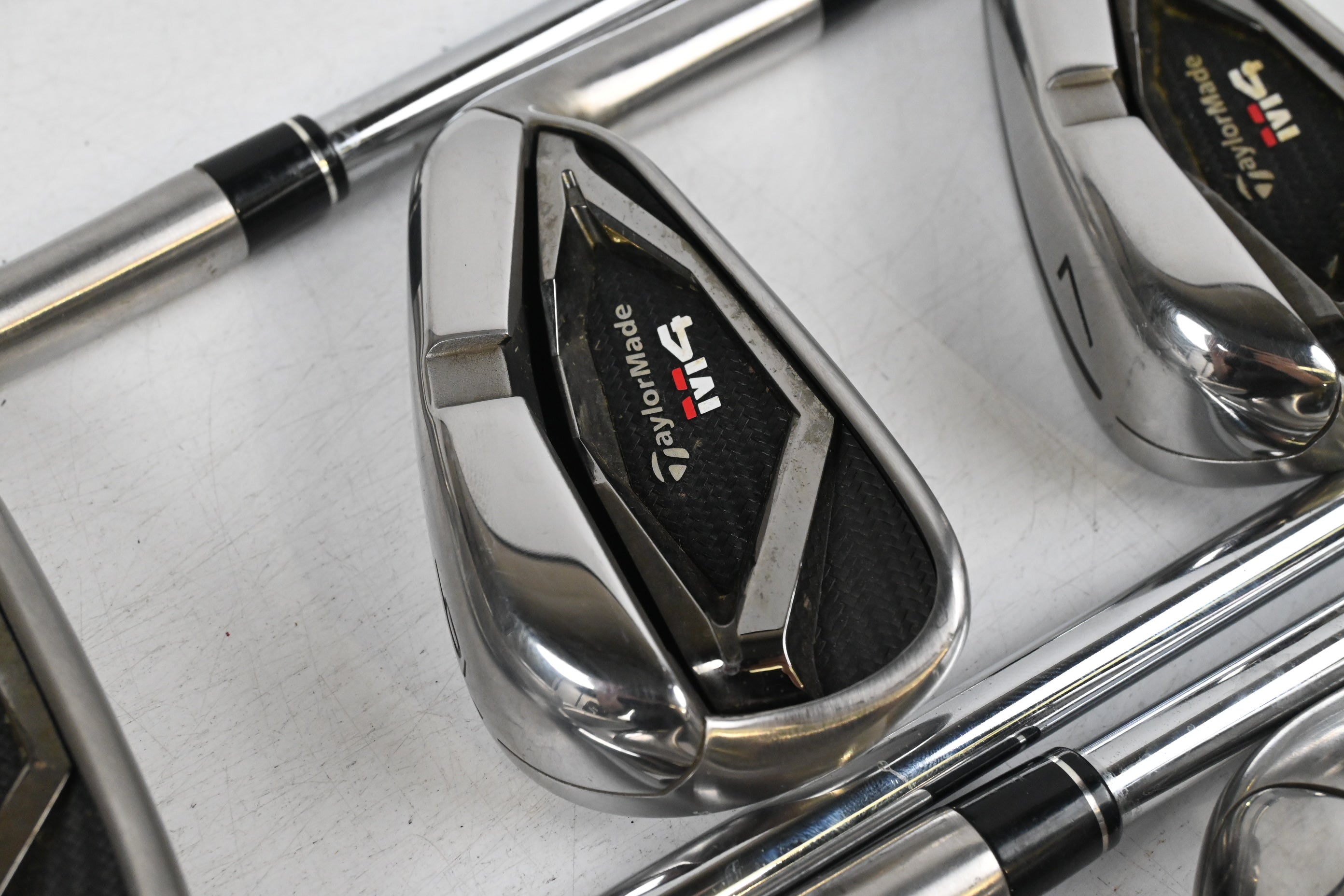 Taylormade M4 Irons / 5-PW+SW / Regular Flex KBS MAX 85 Shafts