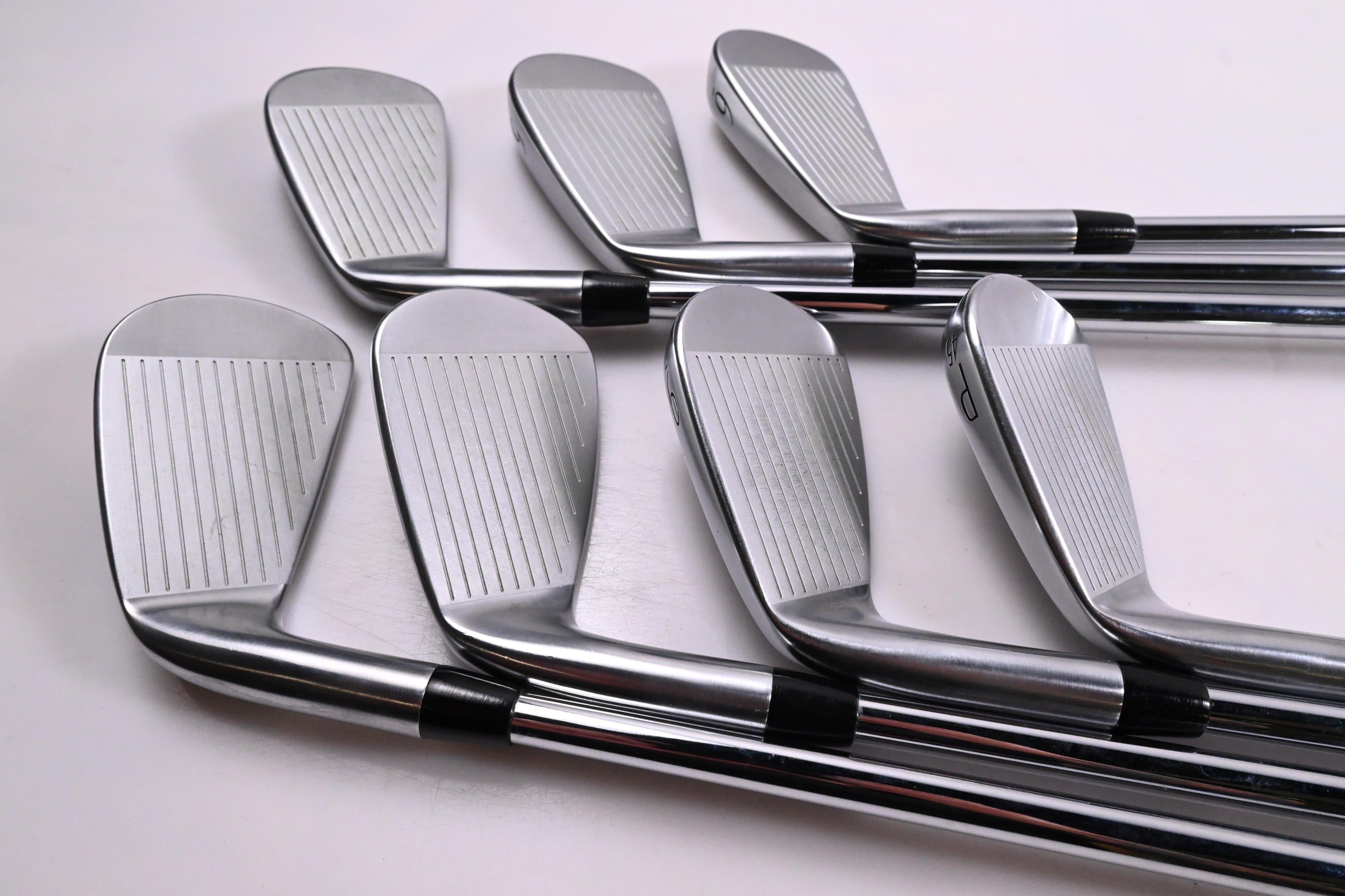 Titleist T100 2025 Irons / 4-PW / X-Flex Project X Shafts