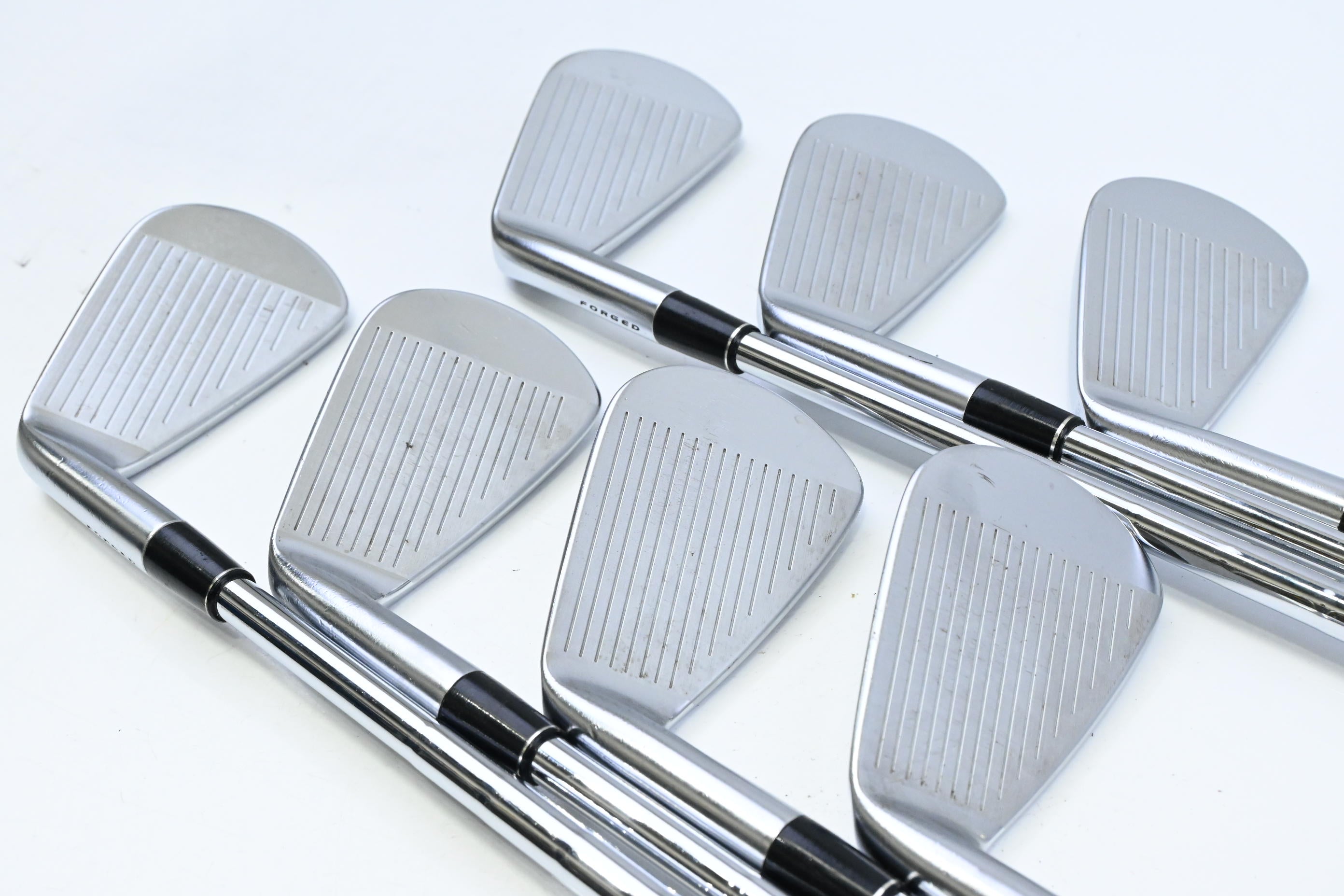 Srixon ZX5 MK II 2023 Irons / 4-PW / X-Flex N.S.Pro Modus 3 Tour 130 Shafts