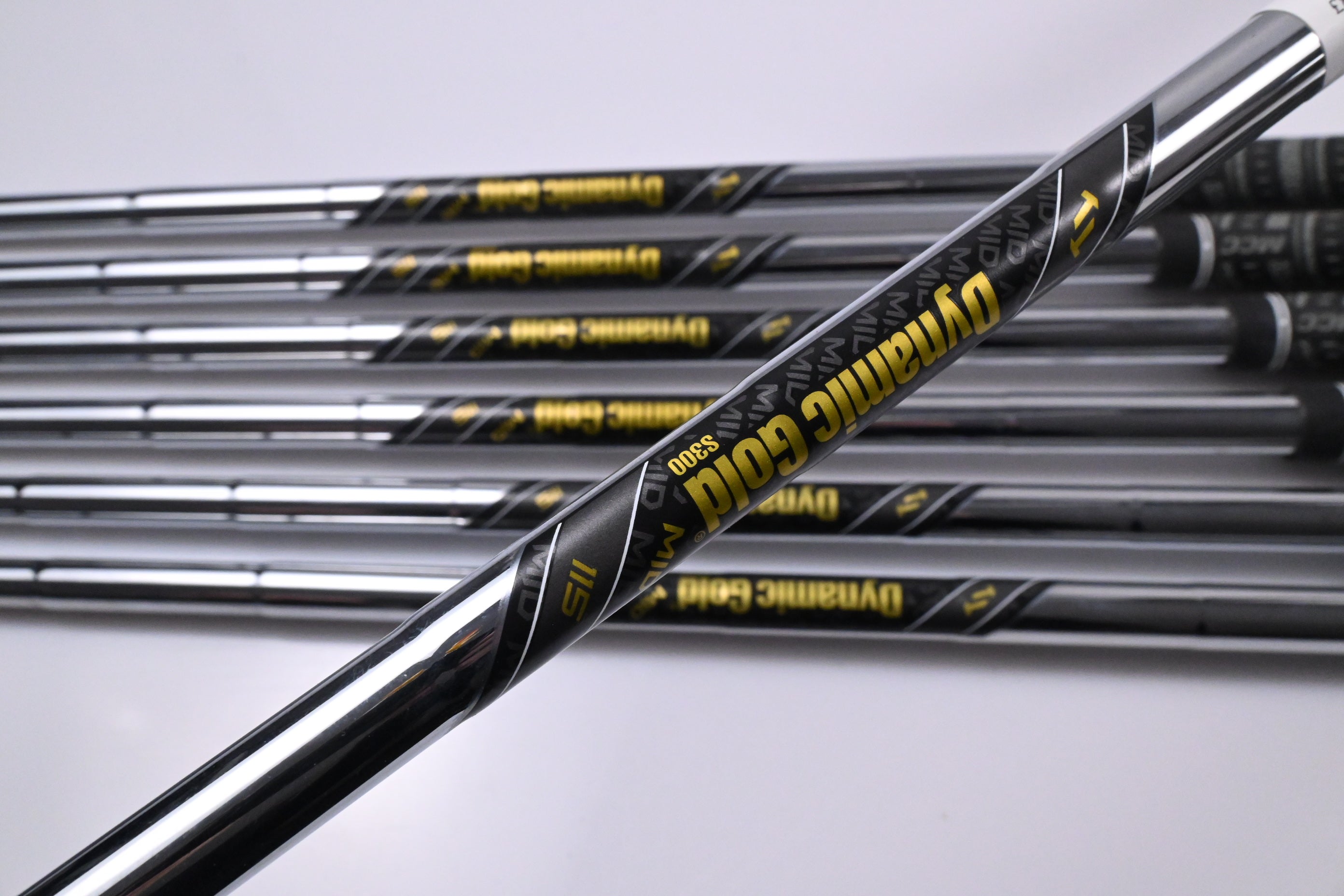 Mizuno Pro 243 Irons / 4-PW / Stiff Flex Dynamic Gold Mid 115 S300 Shaft