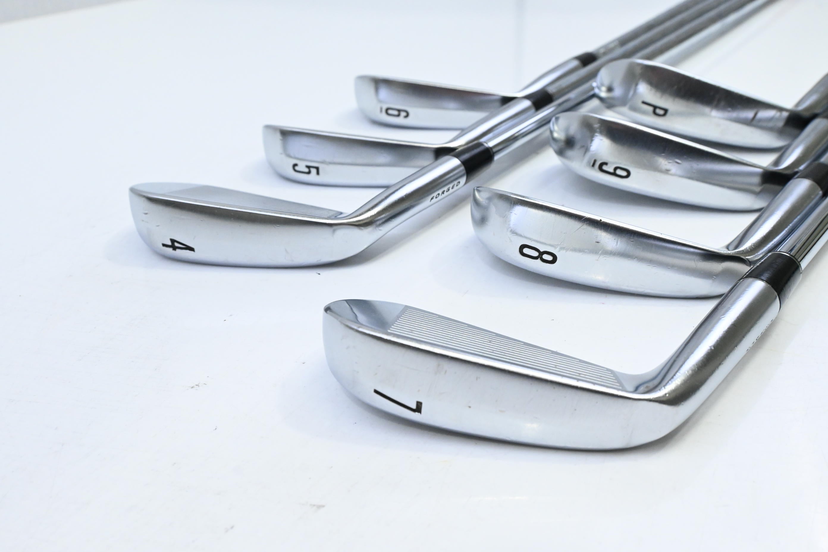 Srixon ZX5 MK II 2023 Irons / 4-PW / X-Flex N.S.Pro Modus 3 Tour 130 Shafts