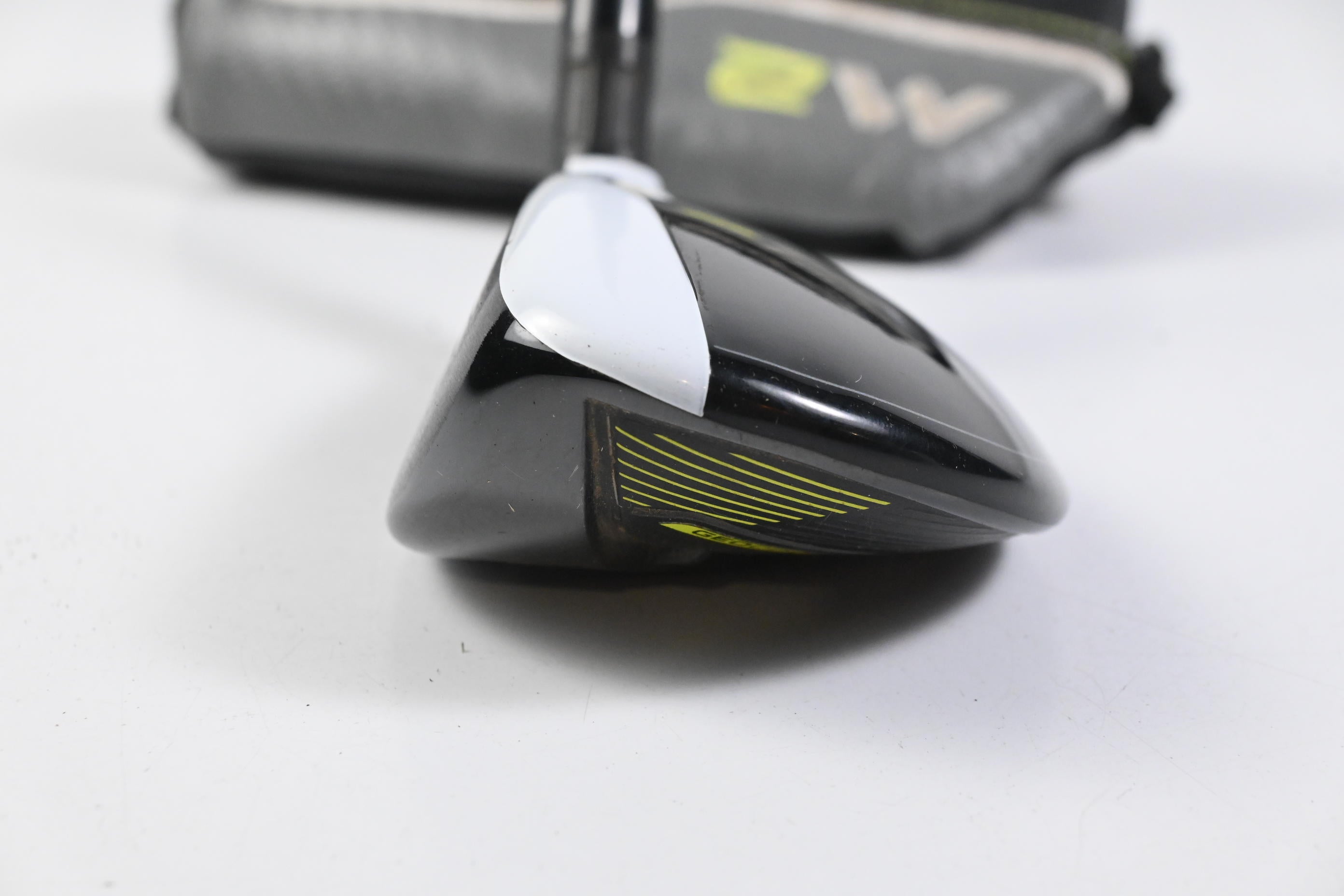 Left Hand Taylormade M2 2017 #4 Hybrid / 22 Degree / Stiff Flex REAX 75 Shaft