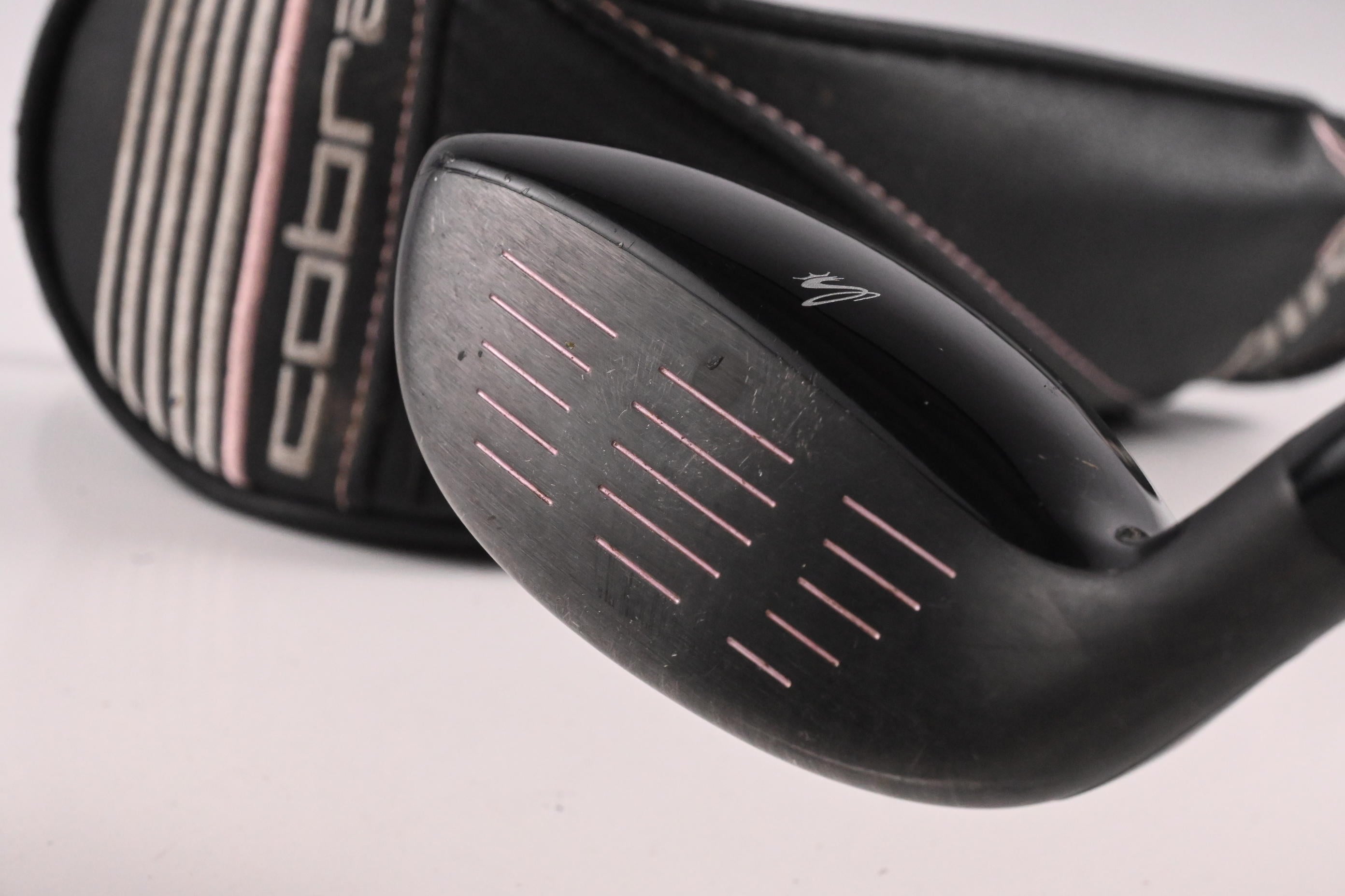 Cobra Air-X #4 Hybrid / 23 Degree / Ladies Flex Ultralite 45 Shaft