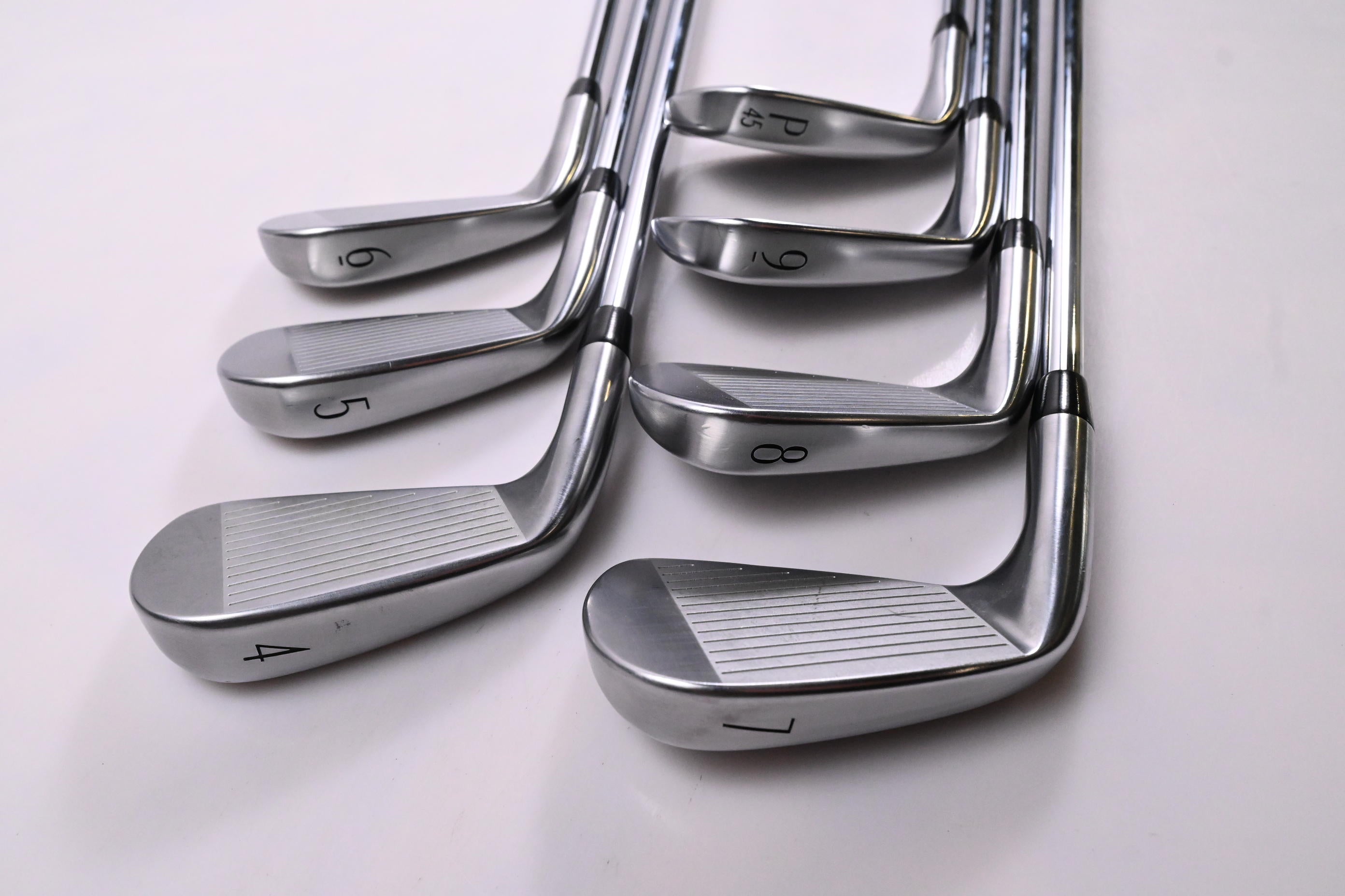 Titleist T100 2025 Irons / 4-PW / X-Flex Project X Shafts