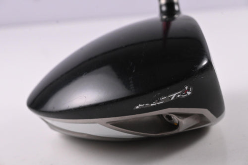 Taylormade R9 Driver / 10.5 Degree / Regular Flex Fujikura Motore 65 Shaft