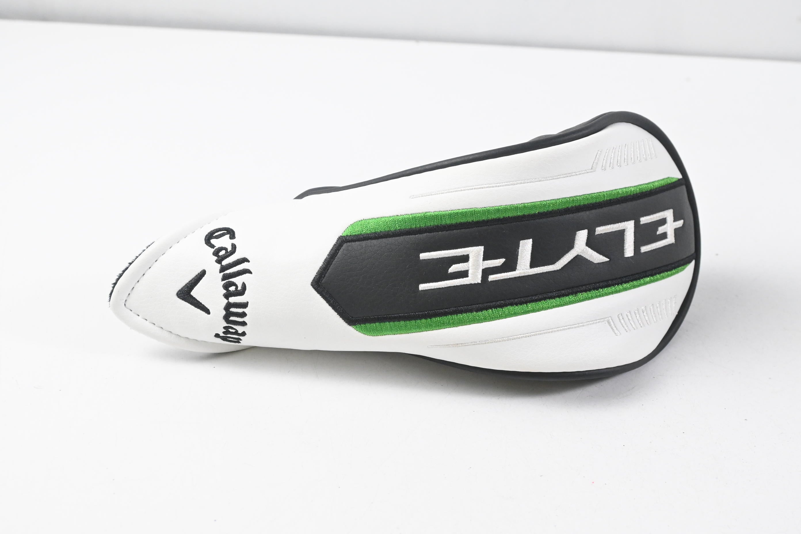 Callaway Elyte #4 Hybrid / 22 Degree / Regular Flex Denali Charcoal 60 Shaft