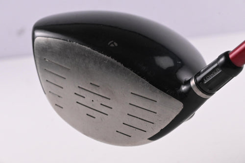 Taylormade R9 Driver / 10.5 Degree / Regular Flex Fujikura Motore 65 Shaft