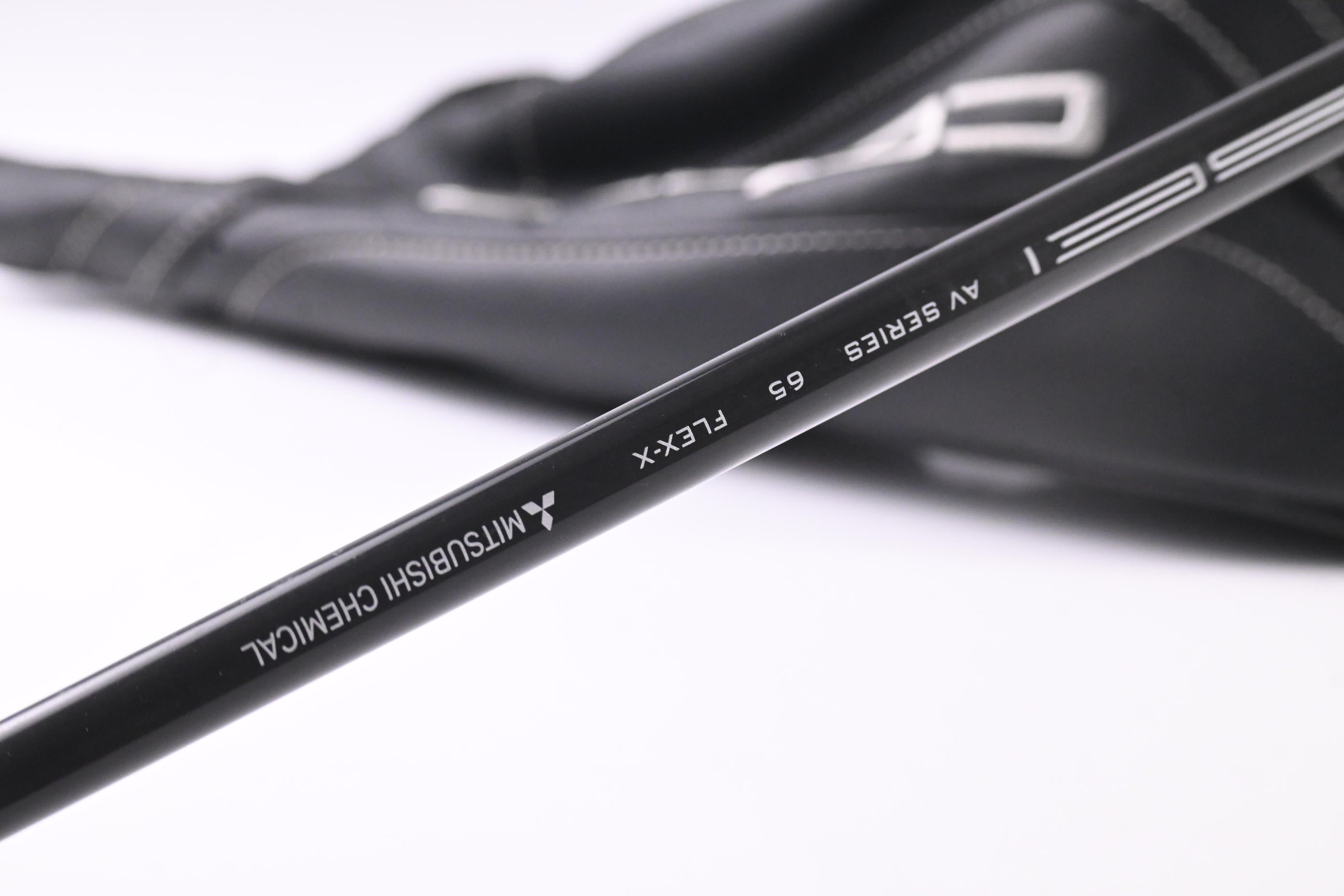 Cobra Aerojet LS Driver / 9 Degree / X-Flex Tensei AV RAW White 60 Shaft
