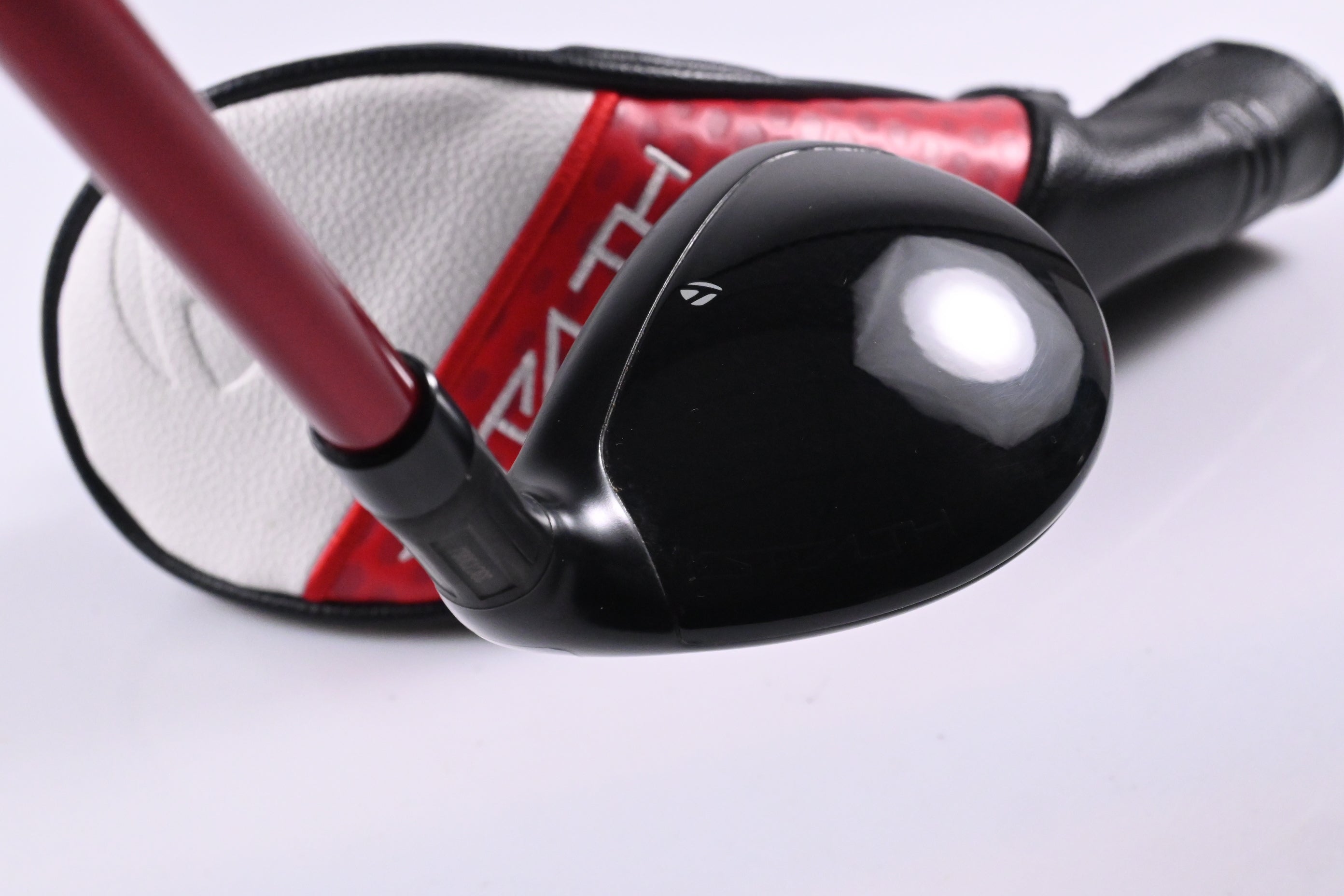 Taylormade Stealth 2 HD #4 Hybrid / 23 Degree / Regular Flex Speeder NX 50 Shaft