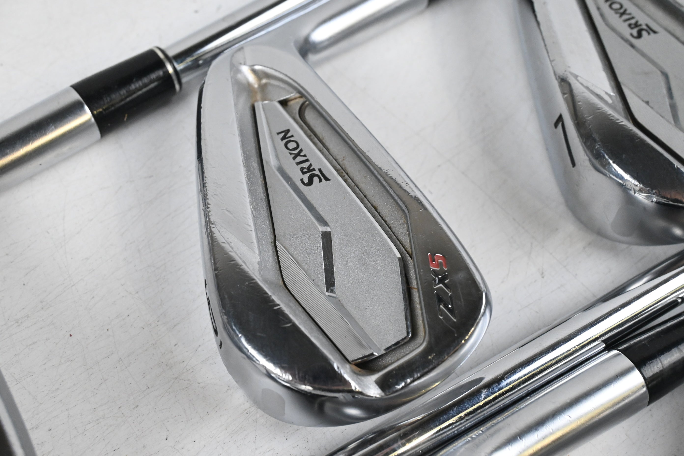 Srixon ZX5 Irons / 5-PW / Regular Flex N.S.Pro Modus3 Tour105 Shafts