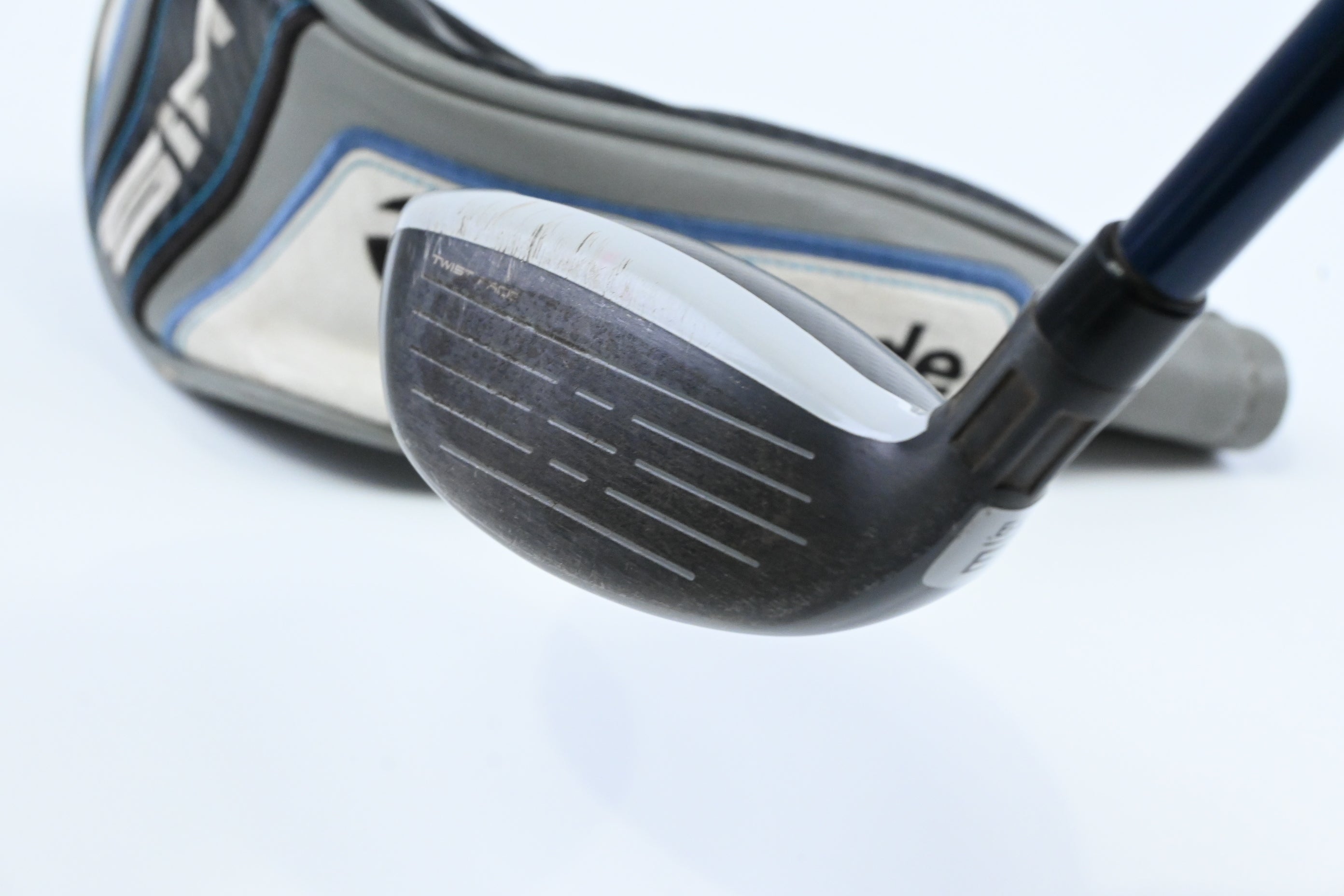 Taylormade SIM Max #3 Hybrid / 19 Degree / Stiff Flex Fujikura Ventus Blue 7