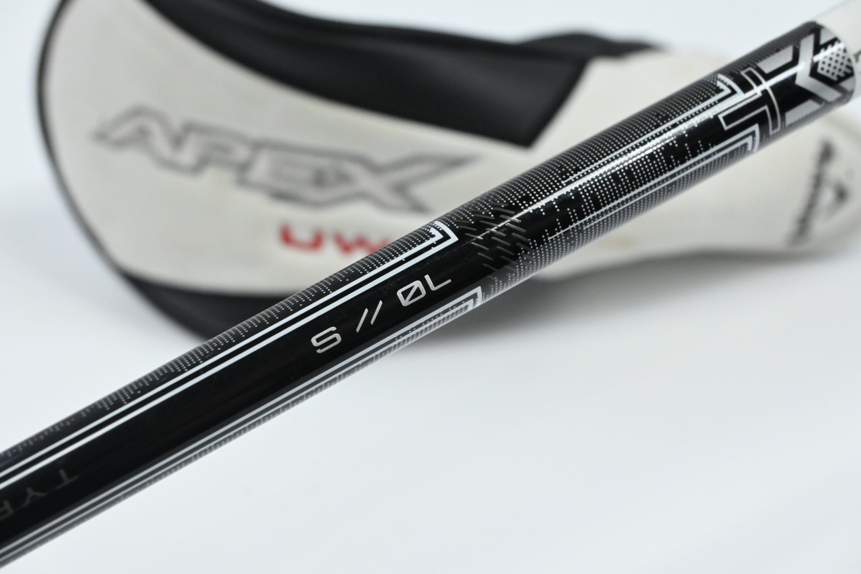 Callaway Apex UW 24 #2 Hybrid / 17 Degree / Stiff Flex MMT 70 Shaft