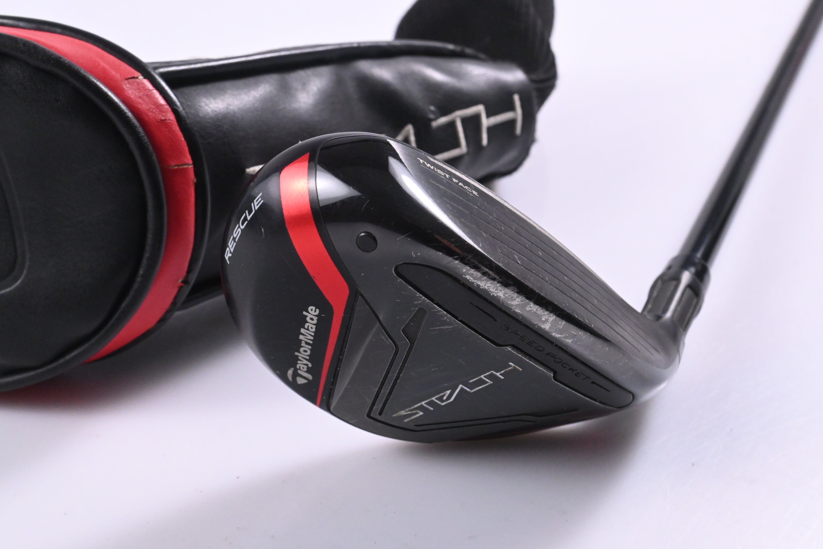 Taylormade Stealth #3 Hybrid / 19 Degree / Regular Flex Fujikura Ventus Red 6