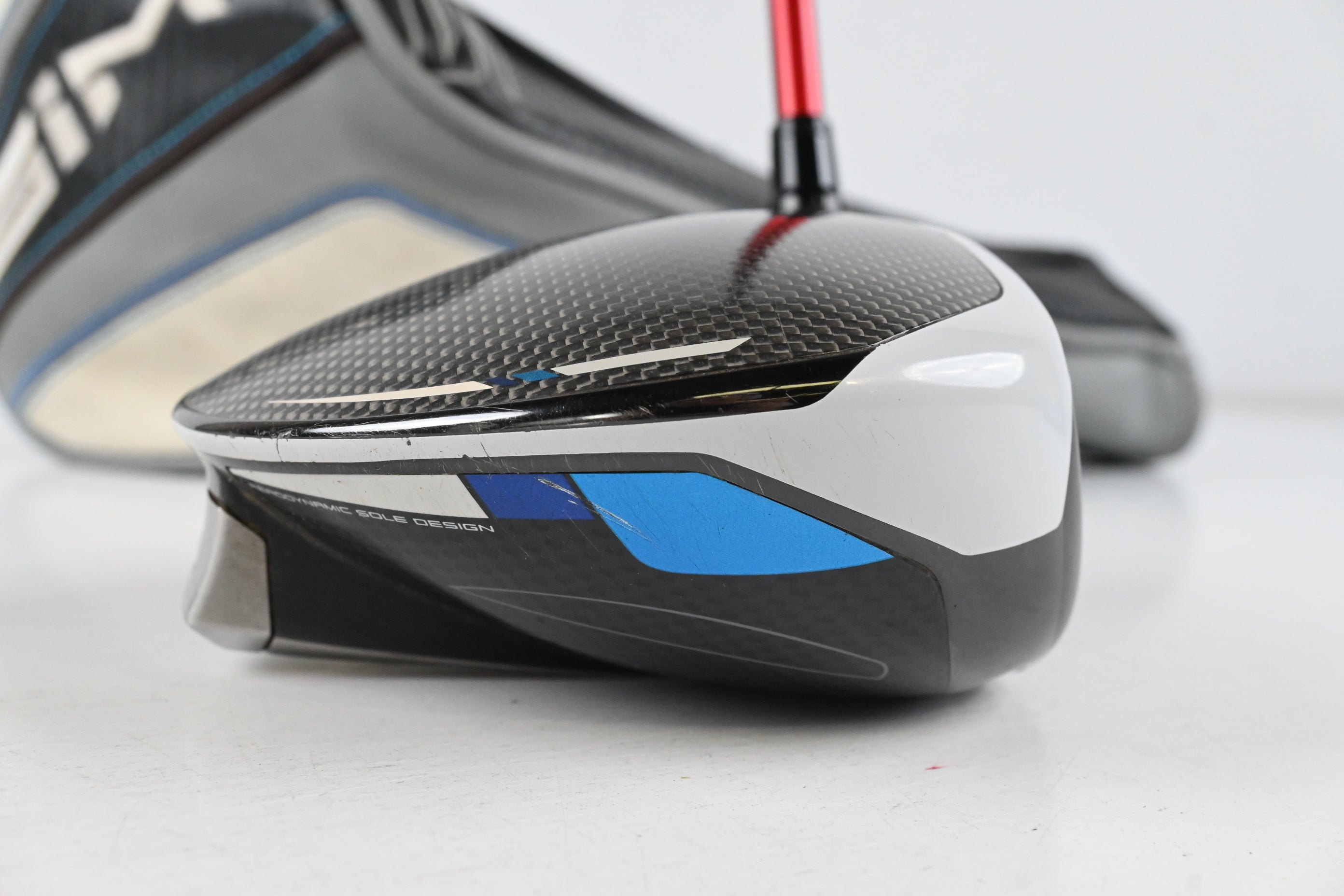 Taylormade SIM Max Driver / 10.5 Degree / Regular Flex Fujikura Ventus Red 5