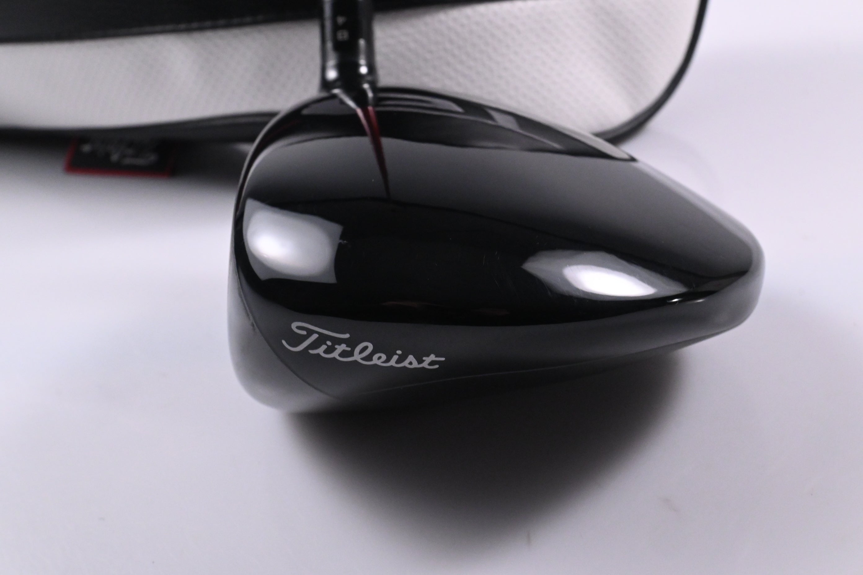 Left Hand Titleist GT3 Driver / 9 Degree / Stiff Flex Project X Denali Red 50