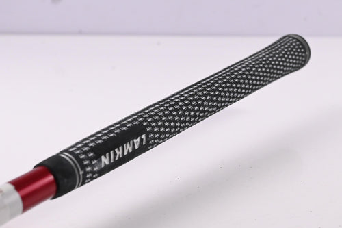 Taylormade R9 Driver / 10.5 Degree / Regular Flex Fujikura Motore 65 Shaft