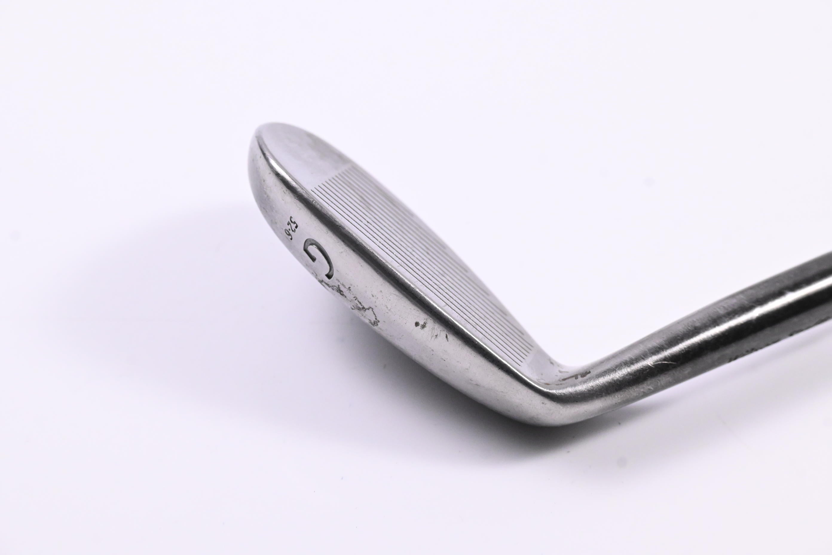 Wilson Staff TW7 Gap Wedge / 52 Degree / Wedge Flex Dynamic Gold Shaft