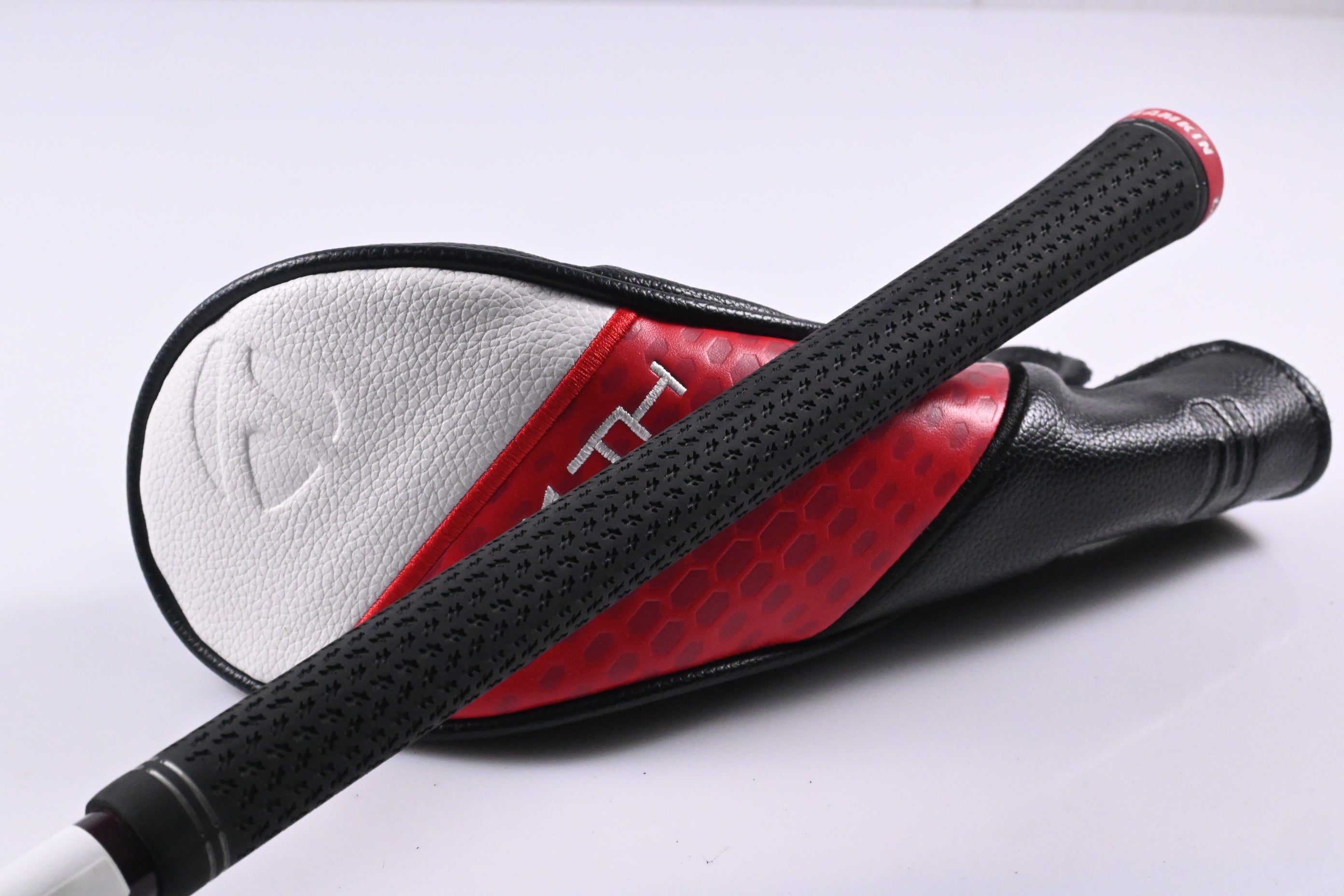 Taylormade Stealth 2 HD #4 Hybrid / 23 Degree / Regular Flex Speeder NX 50 Shaft