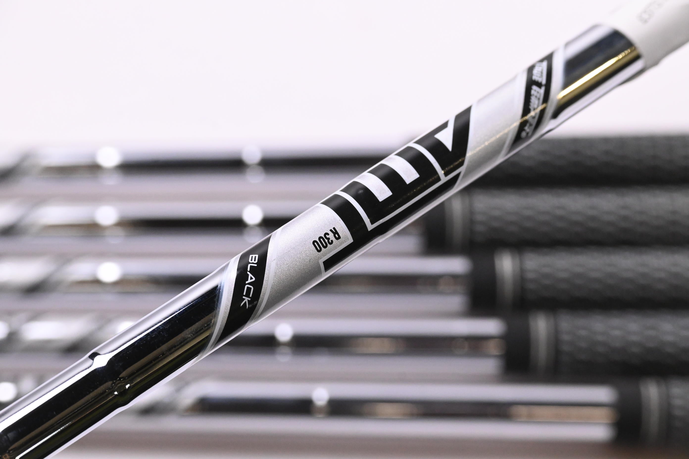 Titleist 718 AP3 Irons / 5-PW / Regular Flex AMT Black R300 Shafts