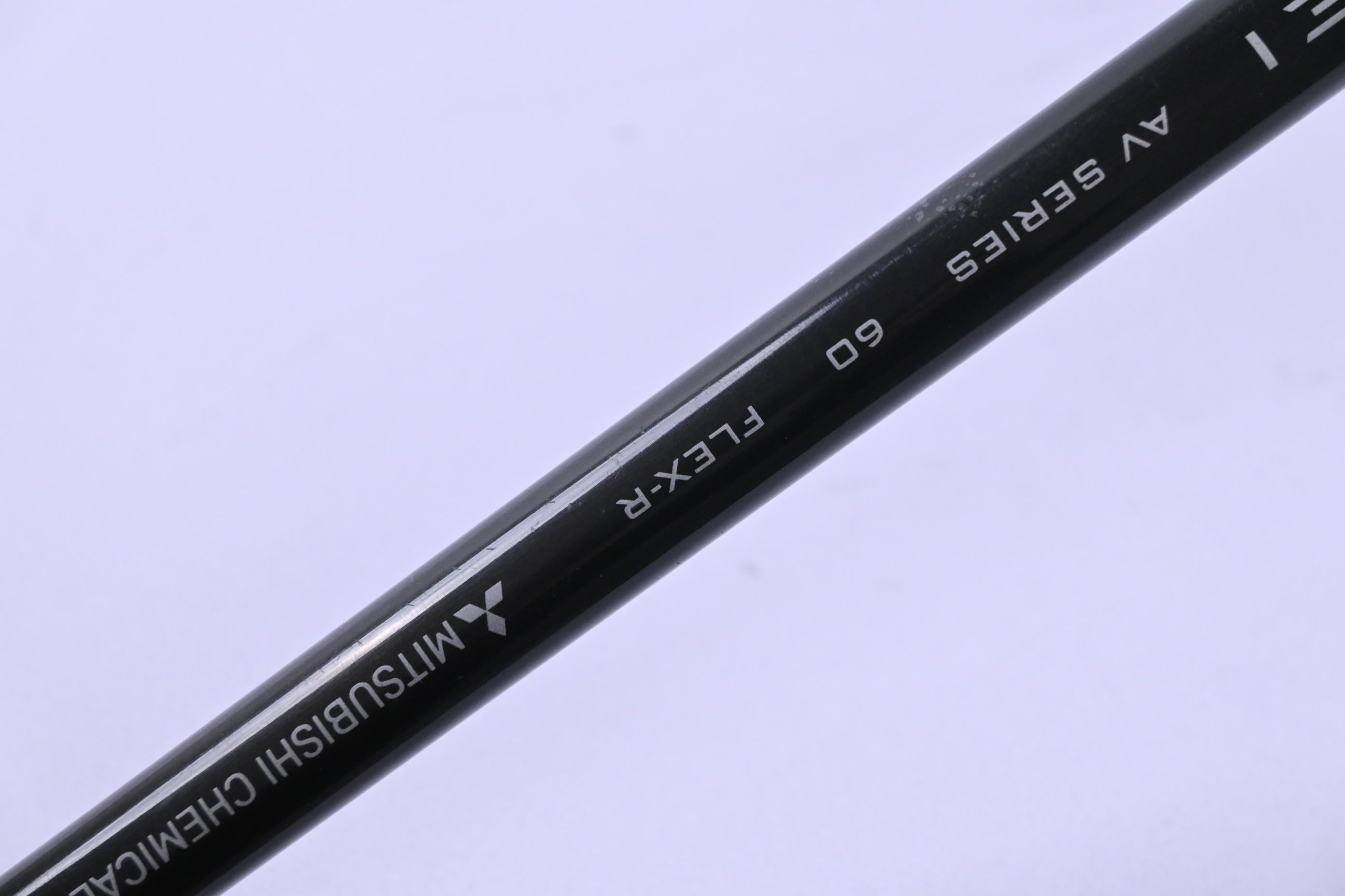 Taylormade SIM2 Driver / 10.5 Degree / Regular Flex Tensei AV Raw Blue 60 Shaft