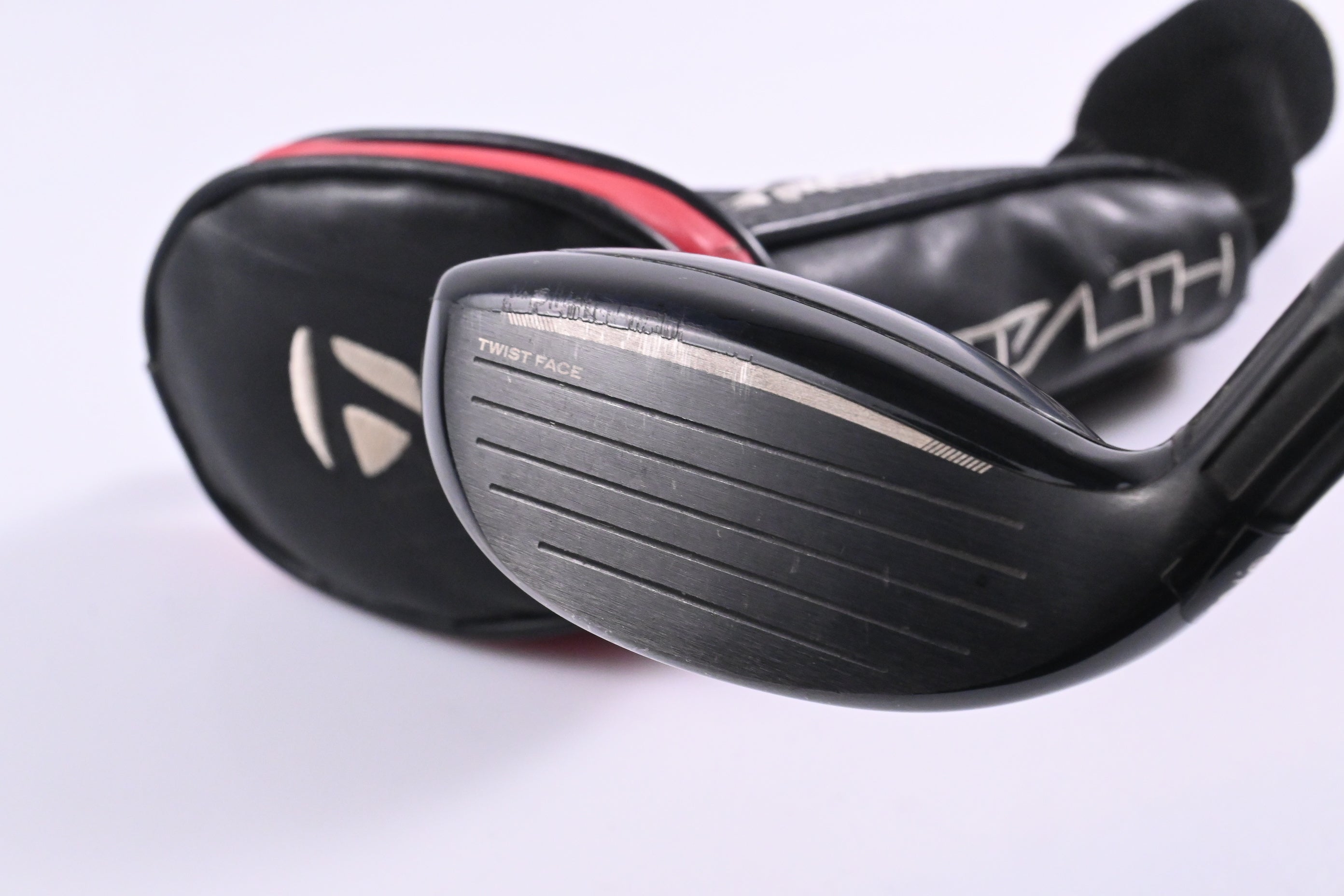 Taylormade Stealth #3 Hybrid / 19 Degree / Regular Flex Fujikura Ventus Red 6