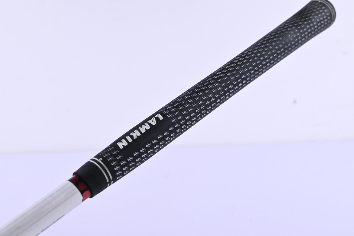 Taylormade M4 #3 Hybrid / 19 Degree / Stiff Flex Fujikura Atmos Red 7 Shaft
