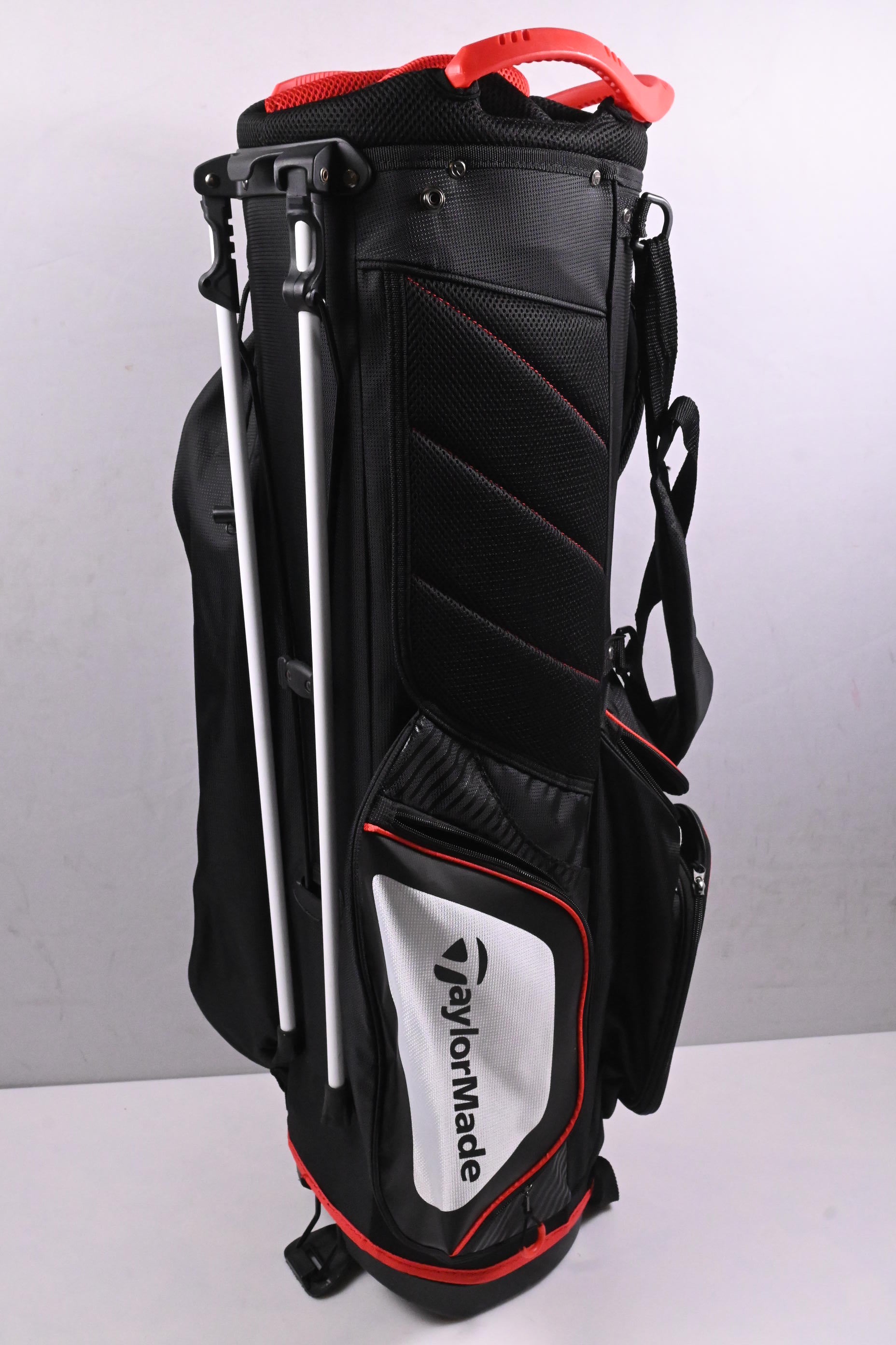 Taylormade Stand Bag / 7-Way Divider / Black, White, Red